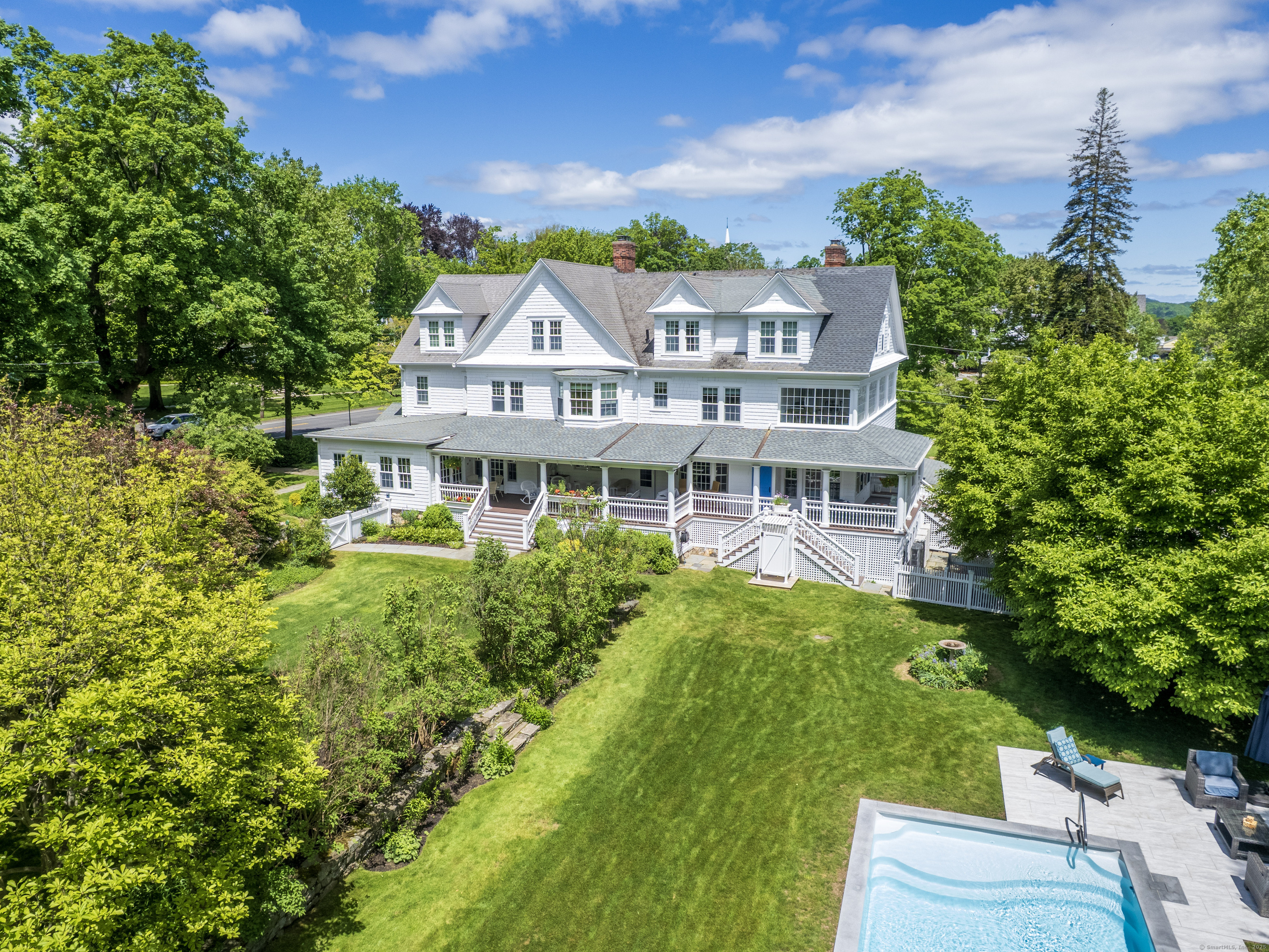 Ridgefield, Connecticut, 06877, United States, 9 Bedrooms Bedrooms, ,11 BathroomsBathrooms,Residential,For Sale,1846977