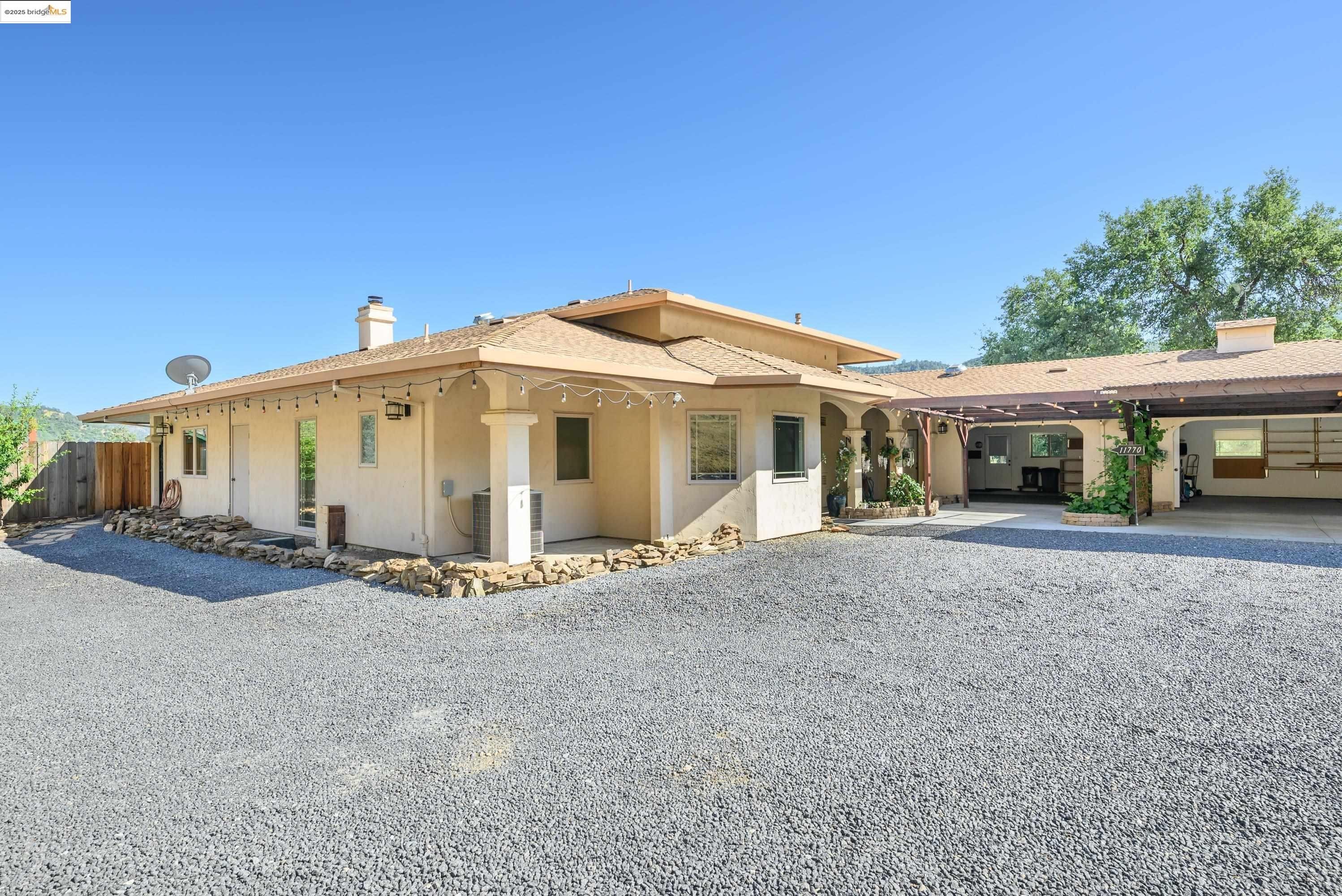 Jamestown, California, 95327, United States, 3 Bedrooms Bedrooms, ,2 BathroomsBathrooms,Residential,For Sale,1826217