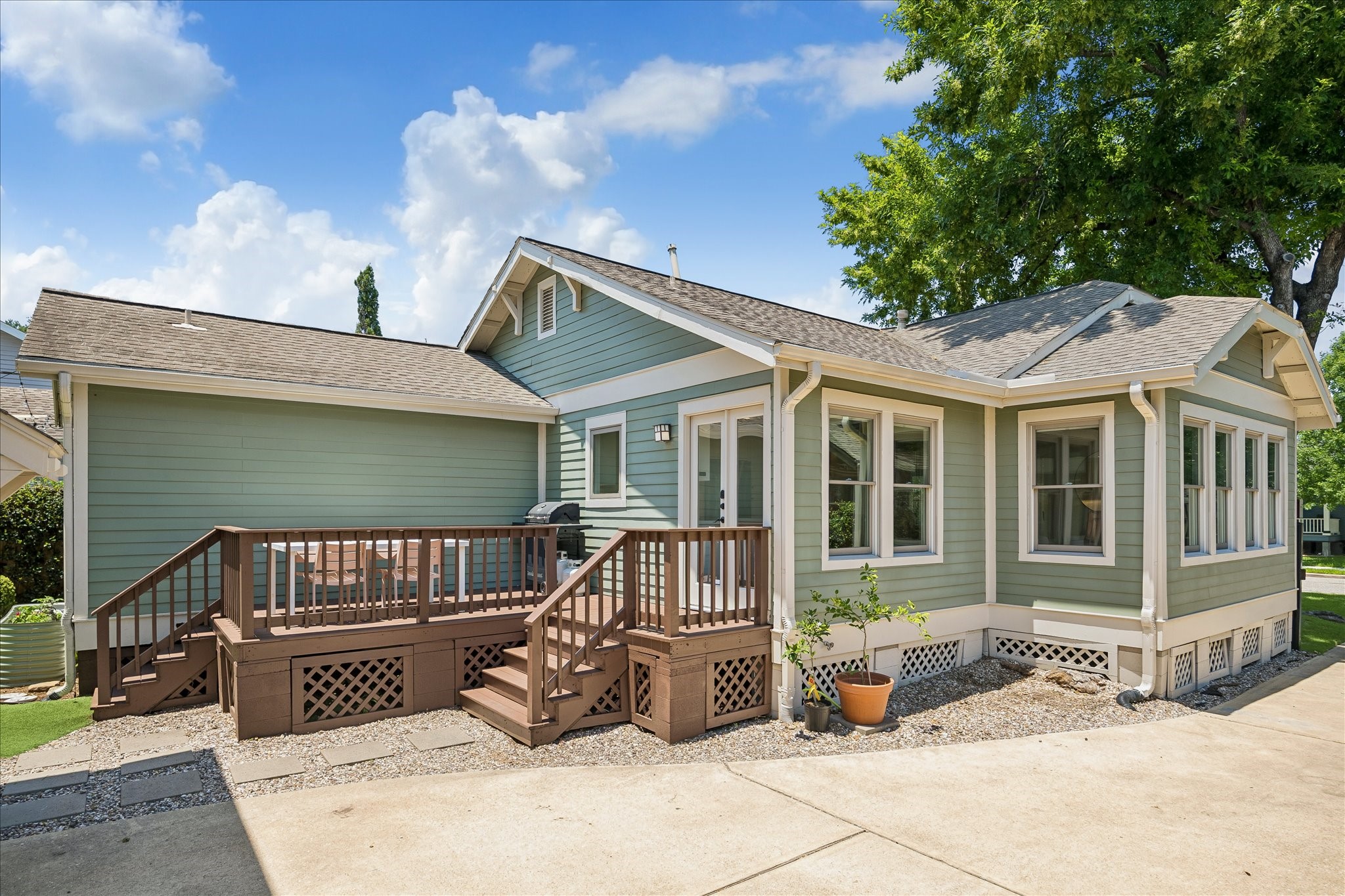  816 W Cottage Street - 物件實景