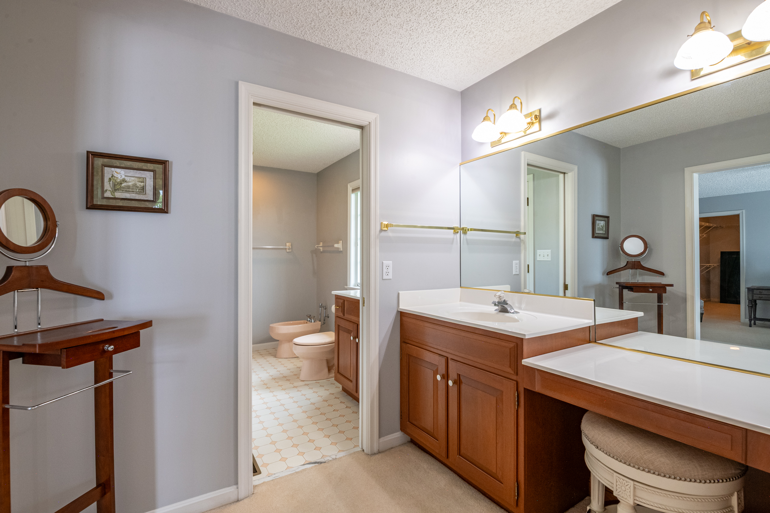 Sinking Spring, Pennsylvania, 19608, United States, 5 Bedrooms Bedrooms, ,5 BathroomsBathrooms,Residential,For Sale,1900747