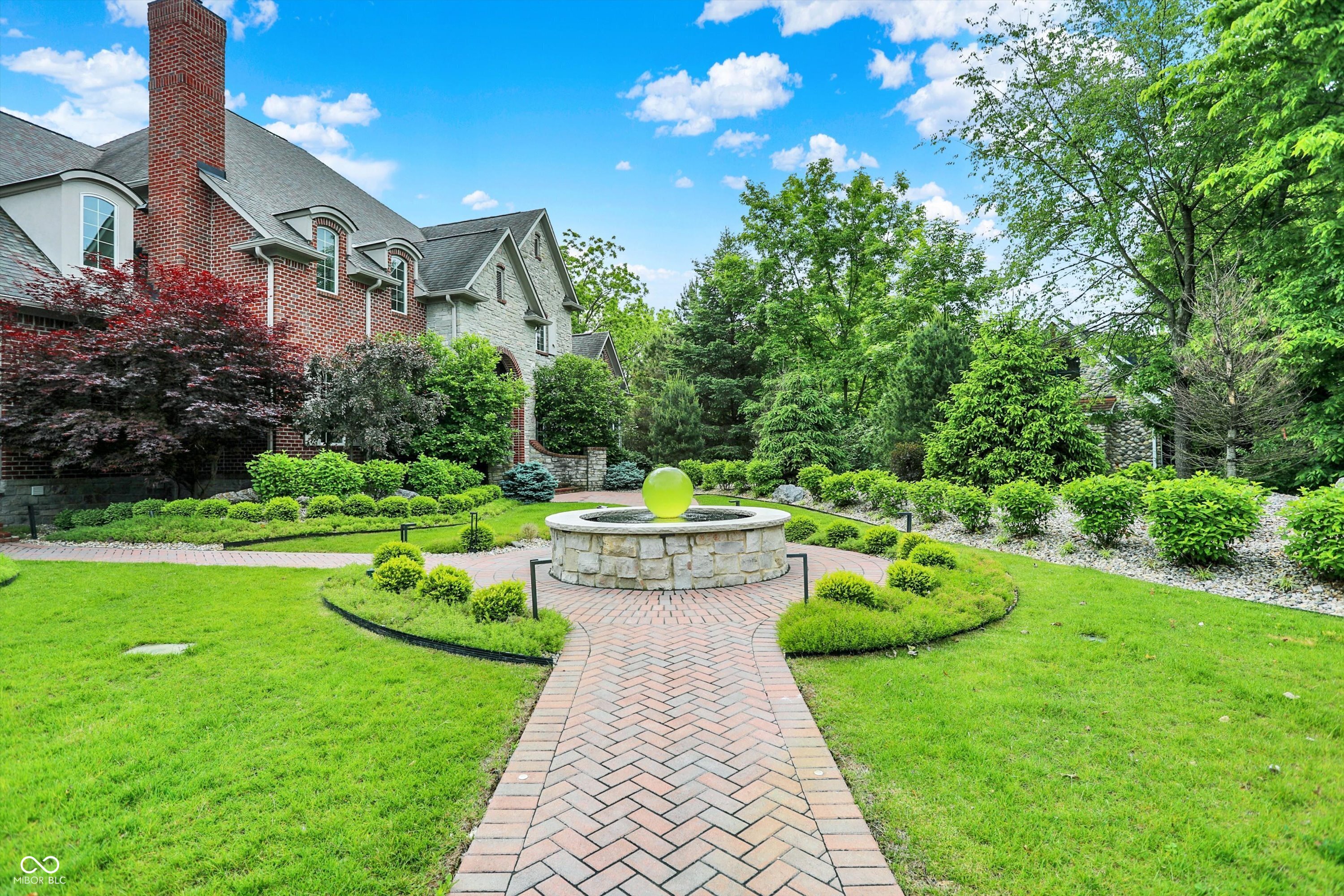 Noblesville, Indiana, 46062, United States, 6 Bedrooms Bedrooms, ,9 BathroomsBathrooms,Residential,For Sale,1979033