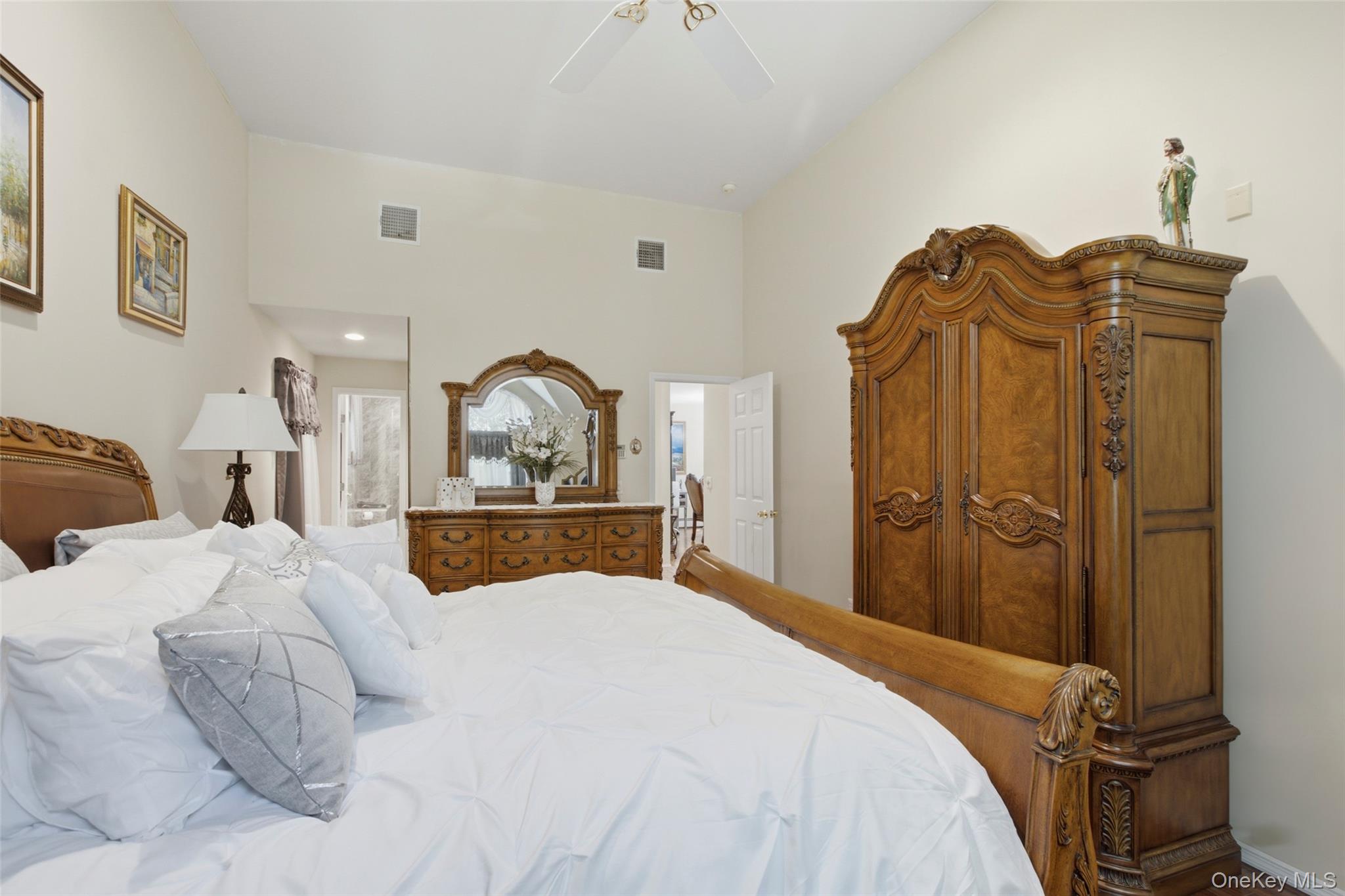  104 Lincoln Boulevard, Hauppauge, NY, 11788 - 物件實景