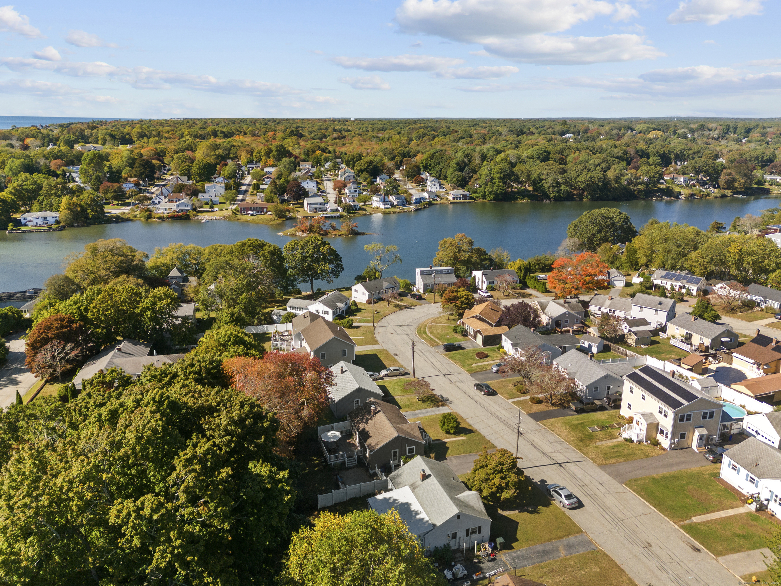 New London, Connecticut, 06320, United States, 2 Bedrooms Bedrooms, ,2 BathroomsBathrooms,Residential,For Sale,1895689