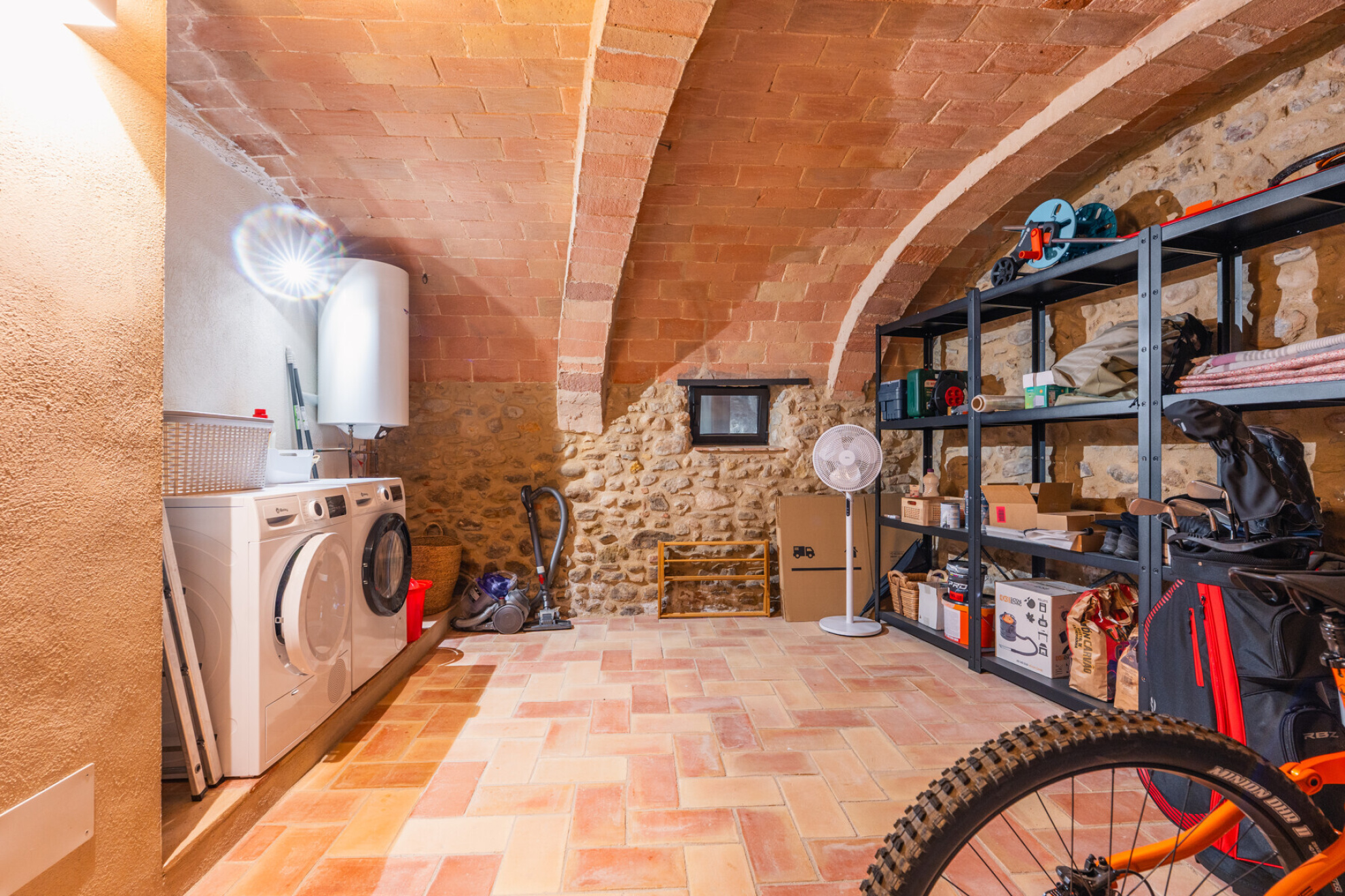  Extraordinary home in a unique enclave in Castell d