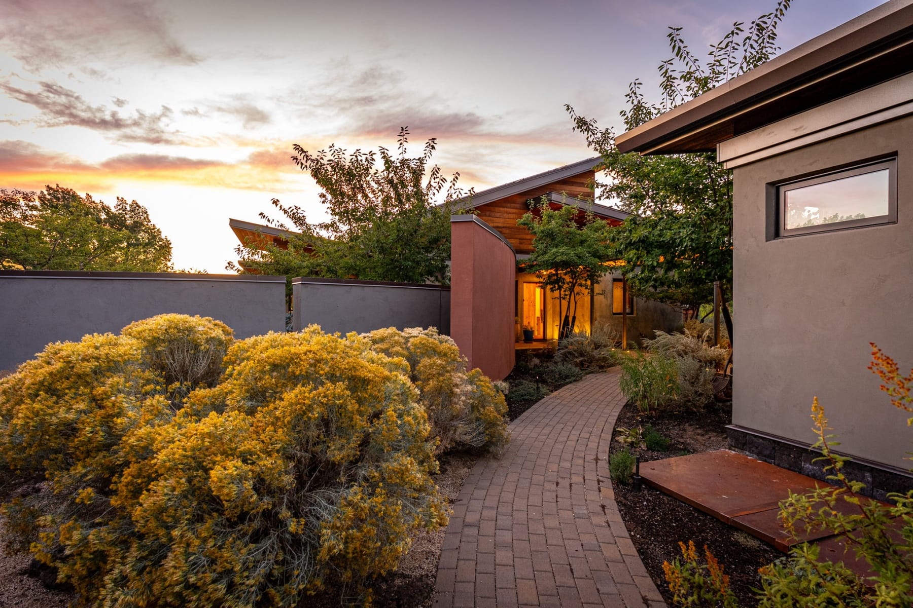  22 NW Shasta Place Bend, OR 97703 - 物件實景