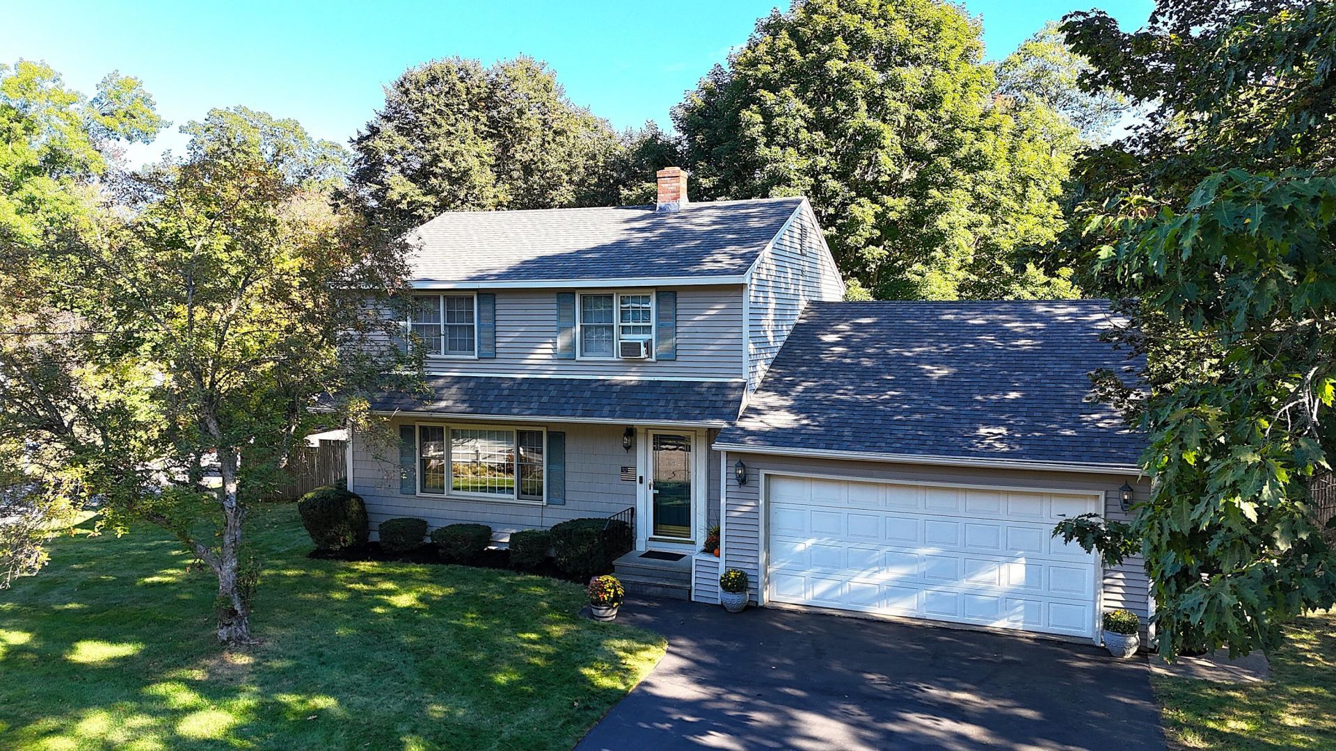 Essex St, Sanford, ME 04073