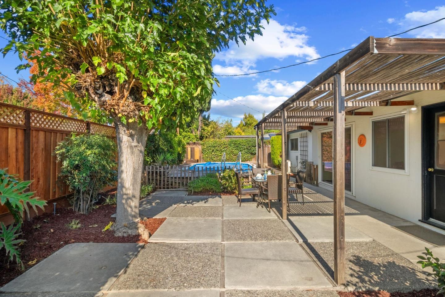 San Jose, California, 95118, United States, 4 Bedrooms Bedrooms, ,2 BathroomsBathrooms,Residential,For Sale,1986269