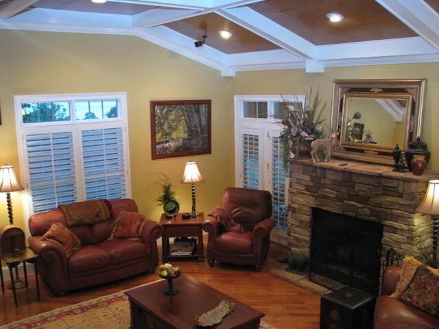 Iuka, Mississippi, 38852, United States, 5 Bedrooms Bedrooms, ,7 BathroomsBathrooms,Residential,For Sale,1792760