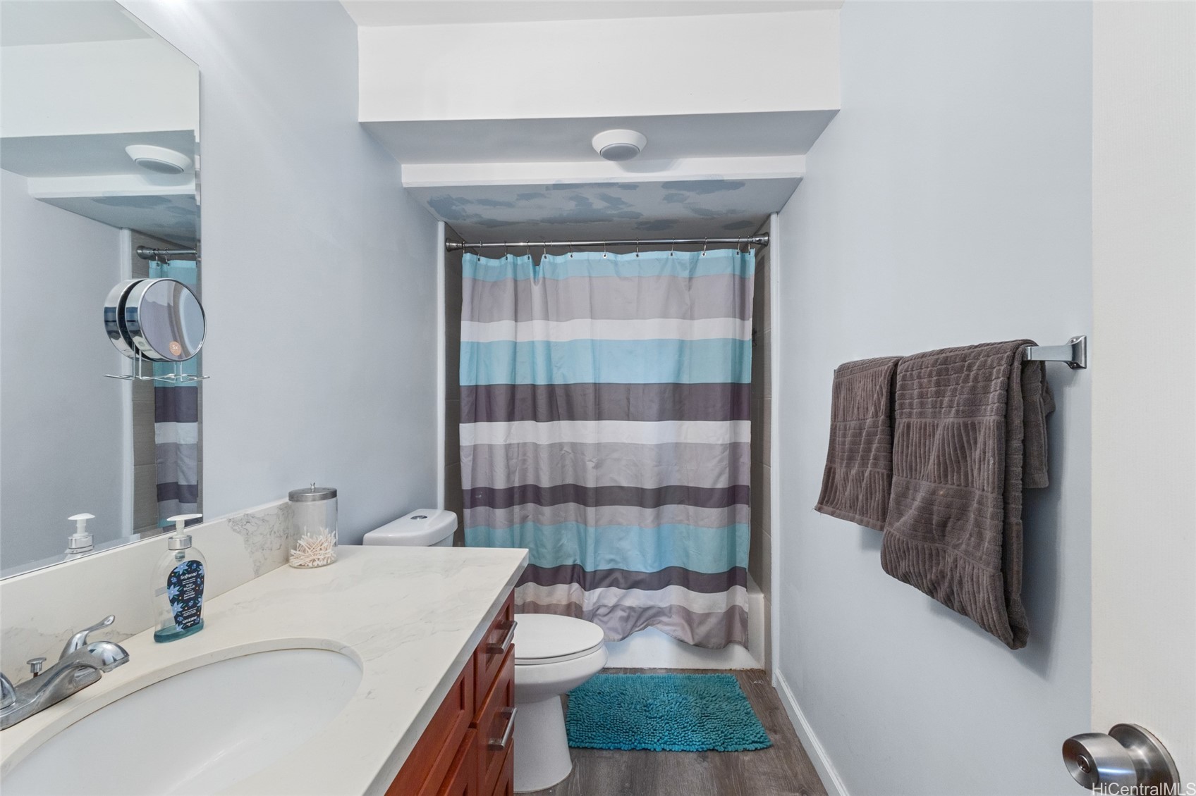 Honolulu, Hawaii, 96815, United States, 2 Bedrooms Bedrooms, ,2 BathroomsBathrooms,Residential,For Sale,1926307