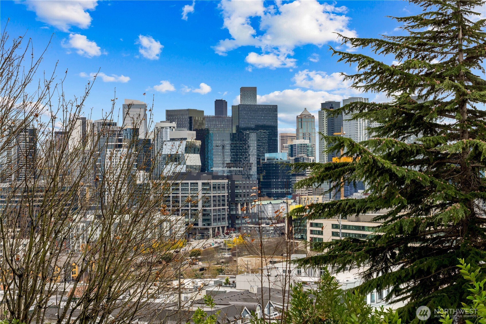 Seattle, Washington, 98109, United States, 3 Bedrooms Bedrooms, ,1 BathroomBathrooms,Residential,For Sale,1999766