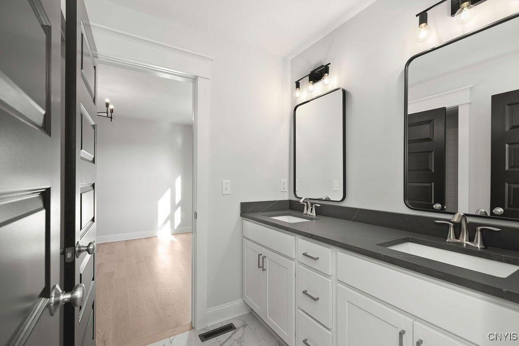 Baldwinsville, New York, 13027, United States, 3 Bedrooms Bedrooms, ,3 BathroomsBathrooms,Residential,For Sale,1746080