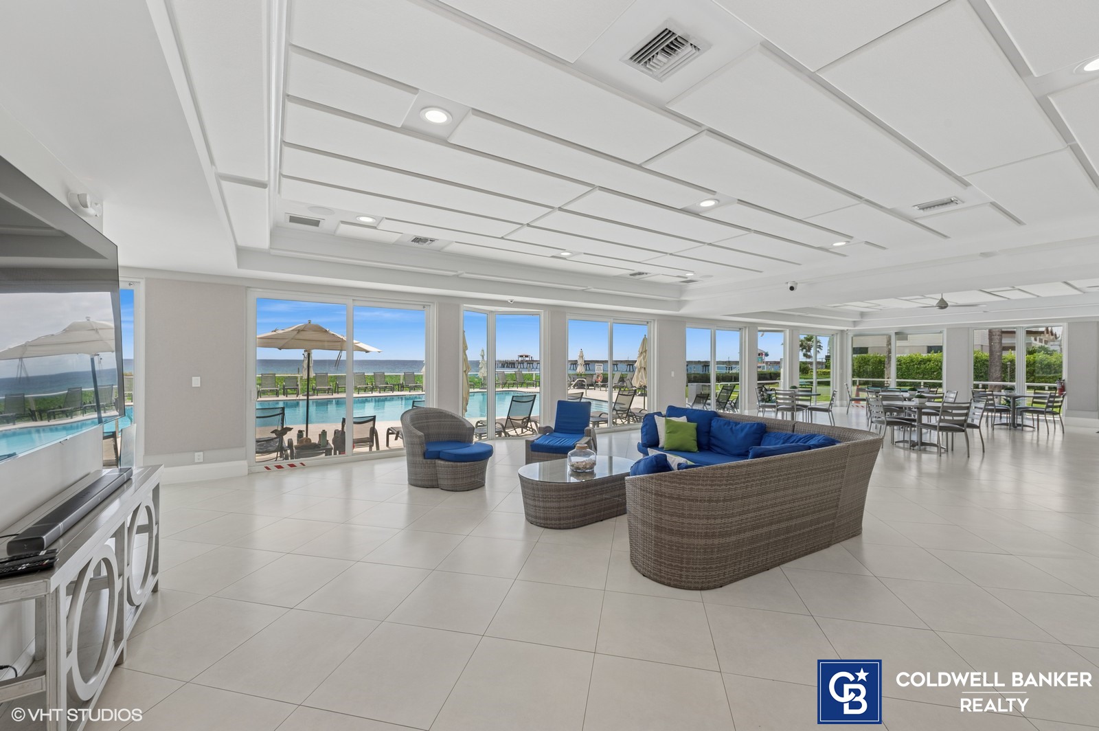 Deerfield Beach, Florida, 33441, United States, 2 Bedrooms Bedrooms, ,3 BathroomsBathrooms,Residential,For Sale,1897586