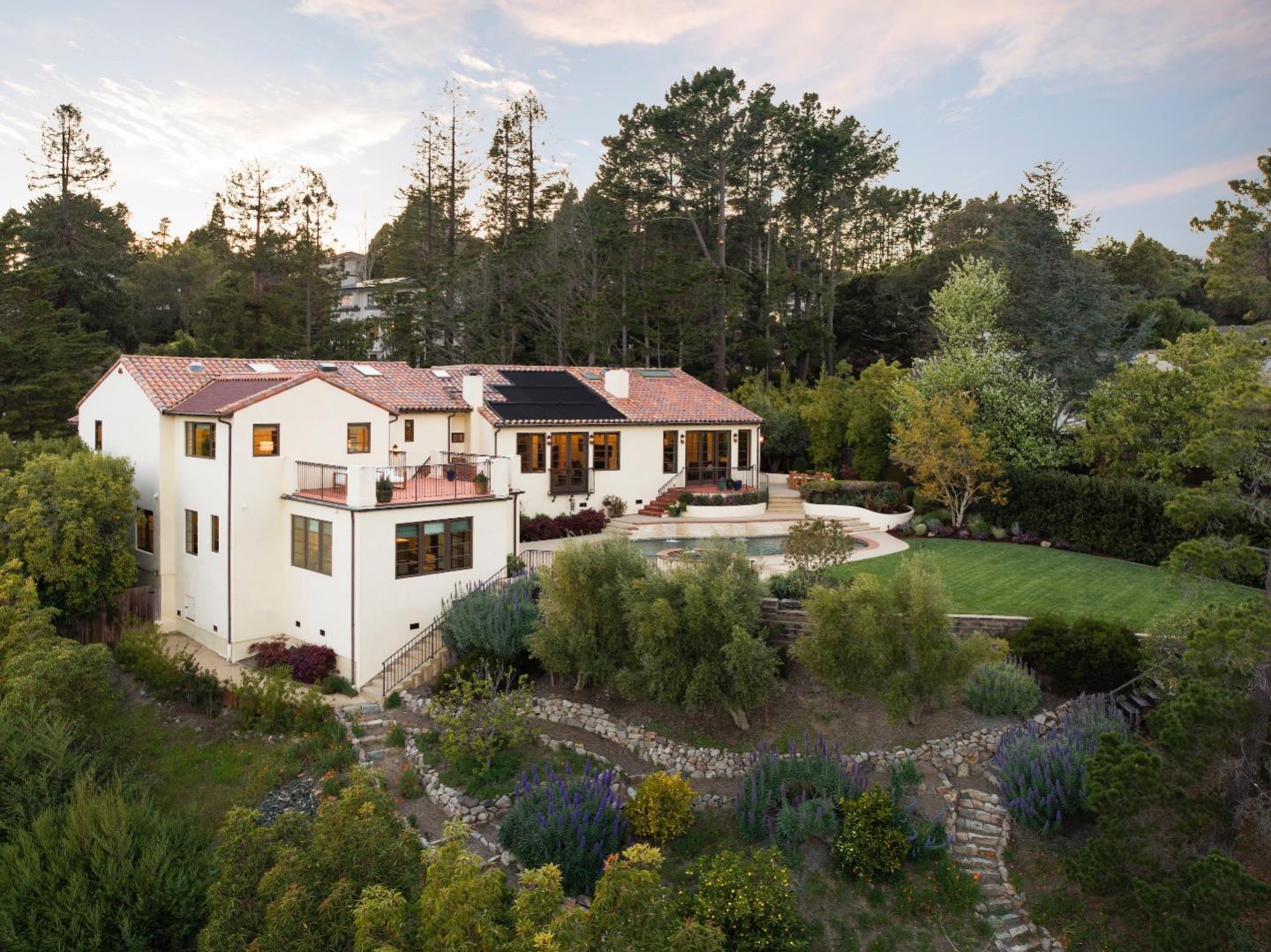 Hillsborough, California, 94010, United States, 4 Bedrooms Bedrooms, ,4 BathroomsBathrooms,Residential,For Sale,1767214