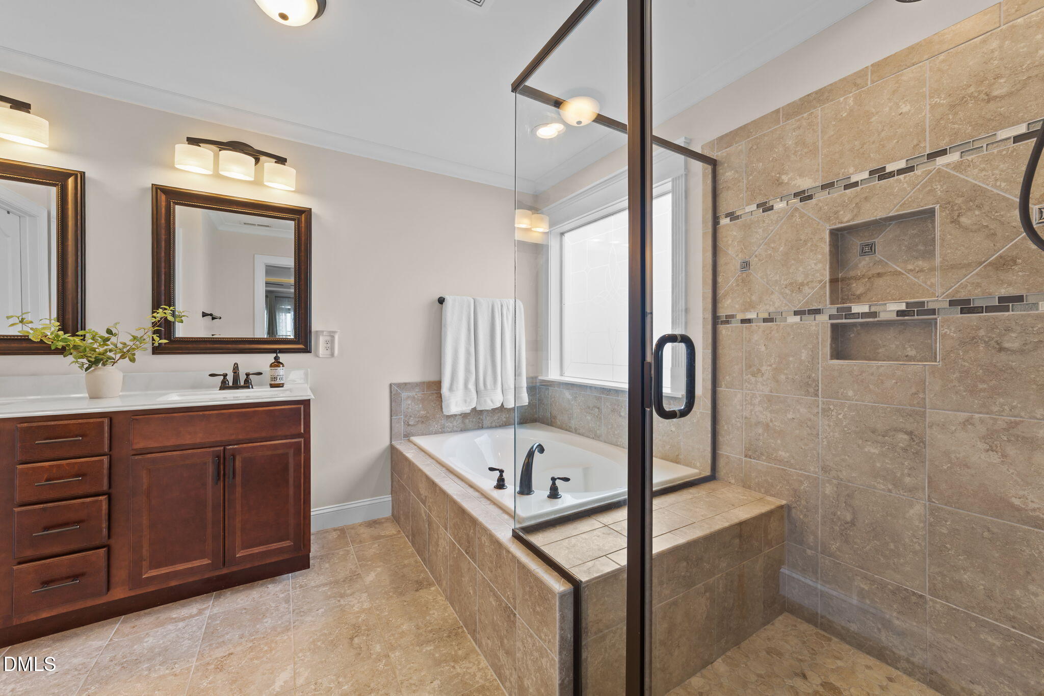 Clayton, North Carolina, 27527, United States, 4 Bedrooms Bedrooms, ,3 BathroomsBathrooms,Residential,For Sale,1959098