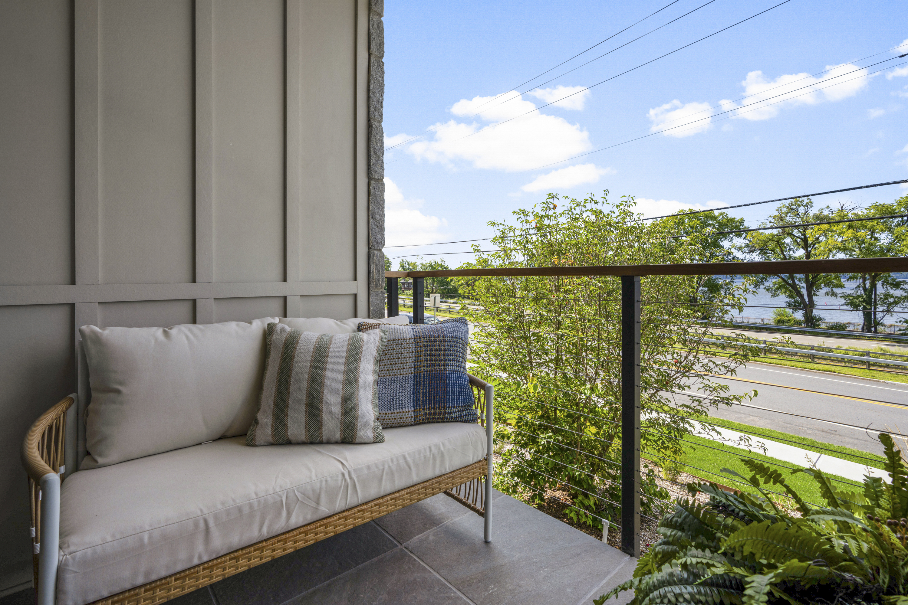  Luxurious 2-Bedroom Condo - 物件實景