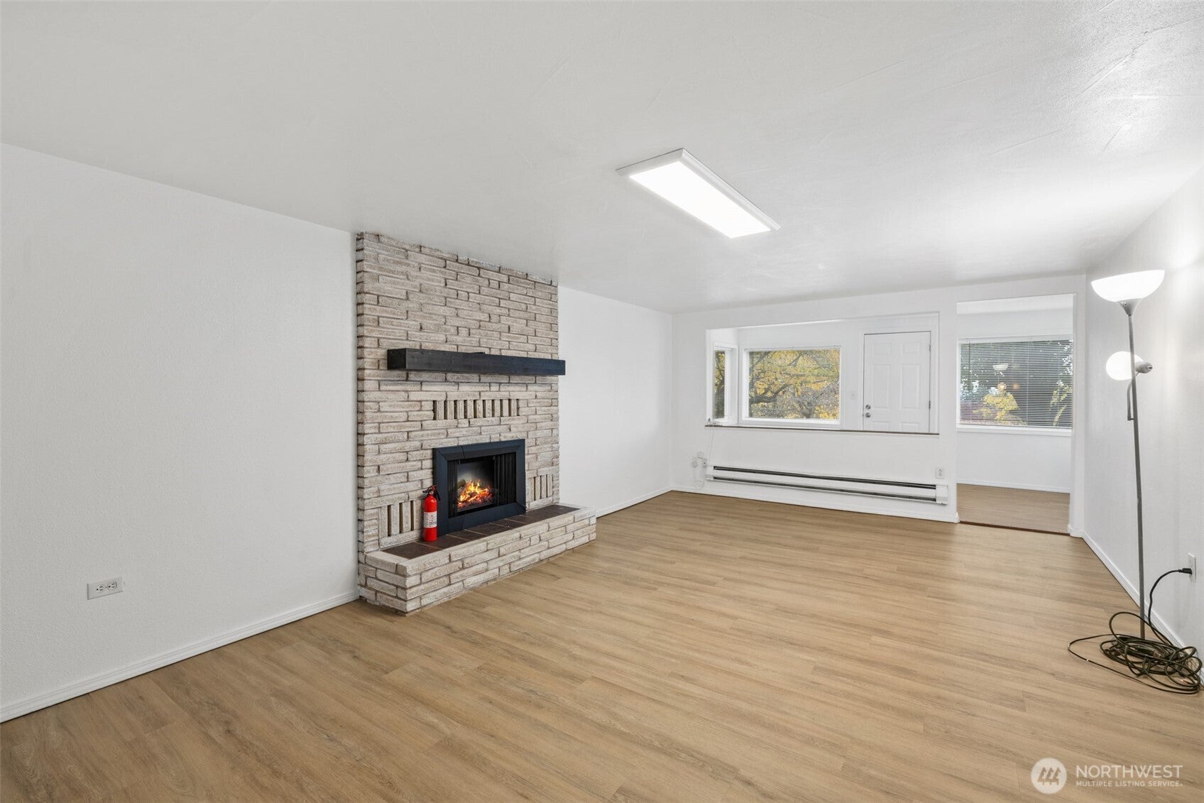 Port Angeles, Washington, 98362, United States, 3 Bedrooms Bedrooms, ,1 BathroomBathrooms,Residential,For Sale,1987084