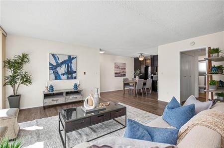Torrance, California, 90503, United States, 1 Bedroom Bedrooms, ,1 BathroomBathrooms,Residential,For Sale,1914244