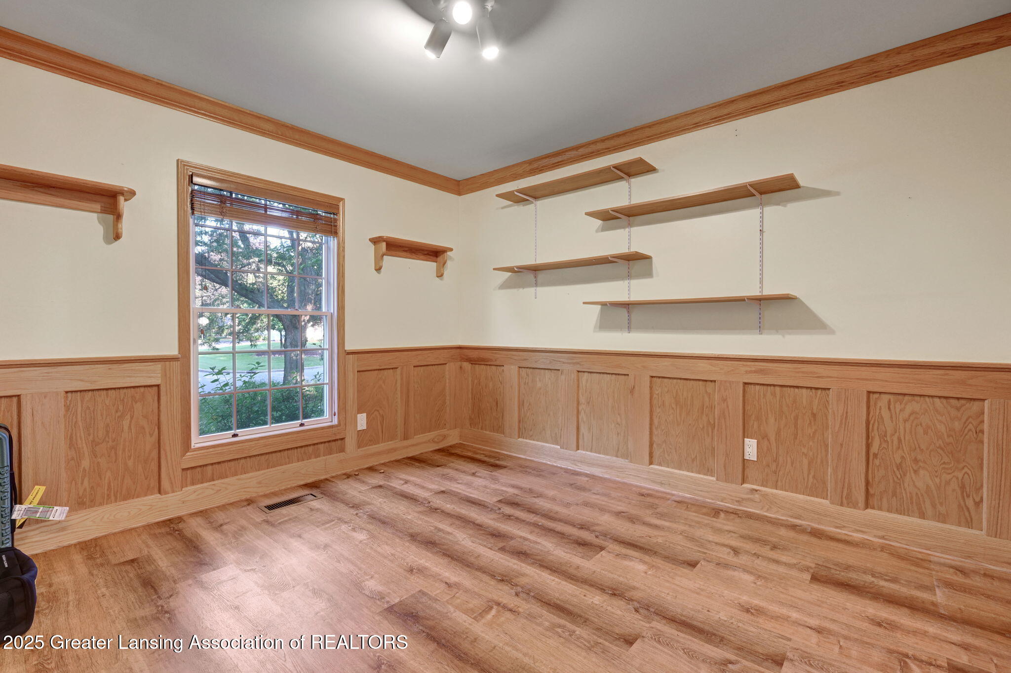Okemos, Michigan, 48864, United States, 4 Bedrooms Bedrooms, ,4 BathroomsBathrooms,Residential,For Sale,1912445