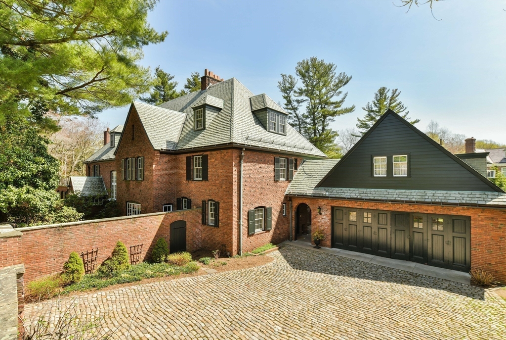 Brookline, Massachusetts, 02445, United States, 9 Bedrooms Bedrooms, ,8 BathroomsBathrooms,Residential,For Sale,1758602