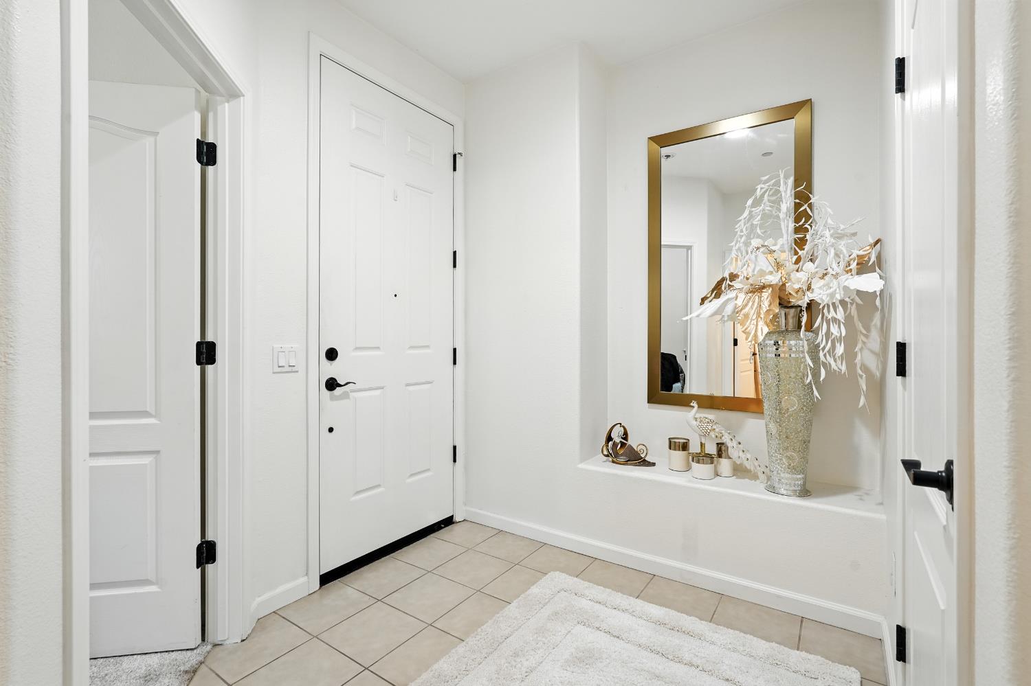 Roseville, California, 95747, United States, 2 Bedrooms Bedrooms, ,2 BathroomsBathrooms,Residential,For Sale,1918071