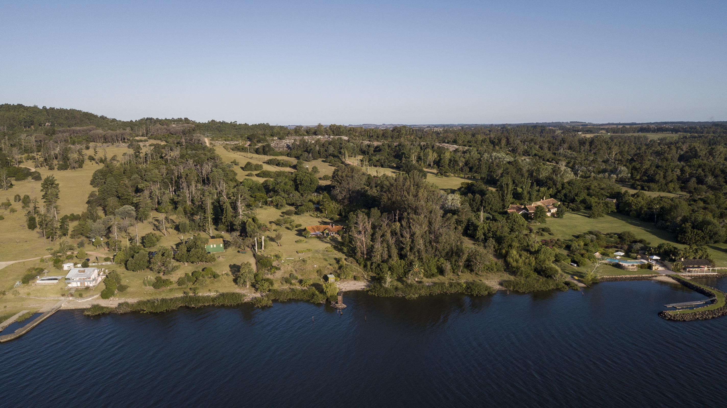  4,4 ha farm in Laguna del Sauce - 物件實景