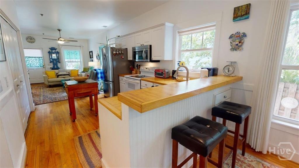 TYBEE ISLAND, Georgia, 31328, United States, 3 Bedrooms Bedrooms, ,2 BathroomsBathrooms,Residential,For Sale,1937482