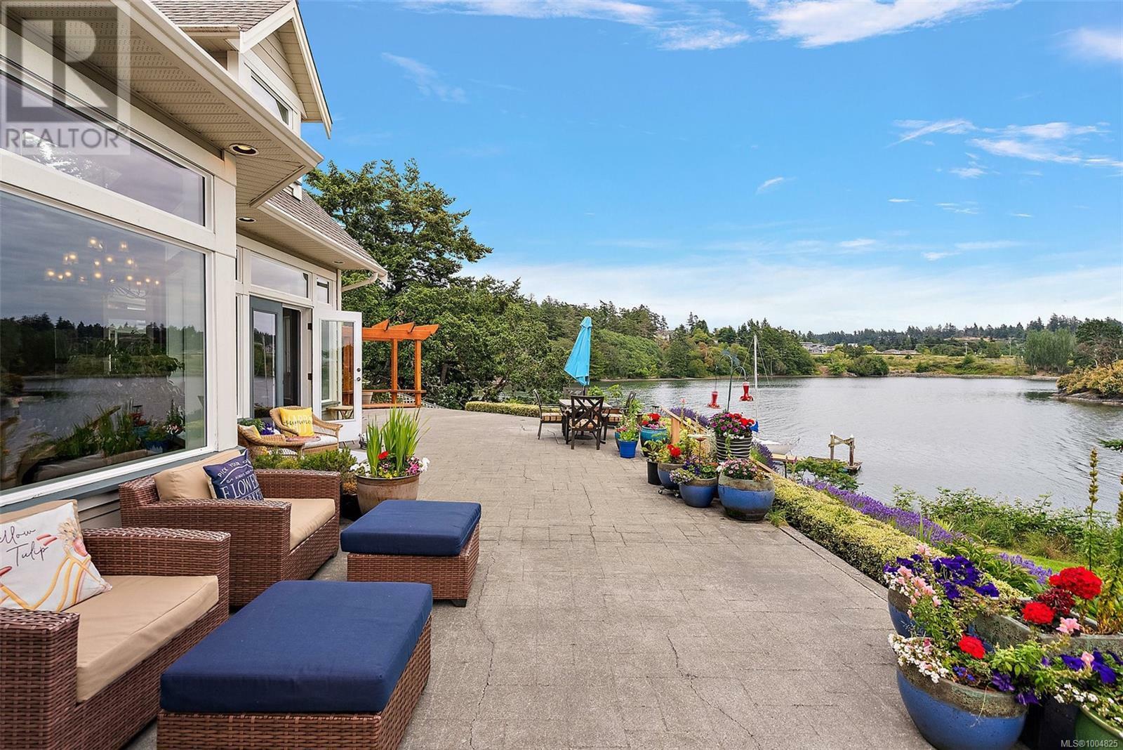 VIEW ROYAL, British Columbia, V9B 1A6, CA, 3 Bedrooms Bedrooms, ,5 BathroomsBathrooms,Residential,For Sale,1883403