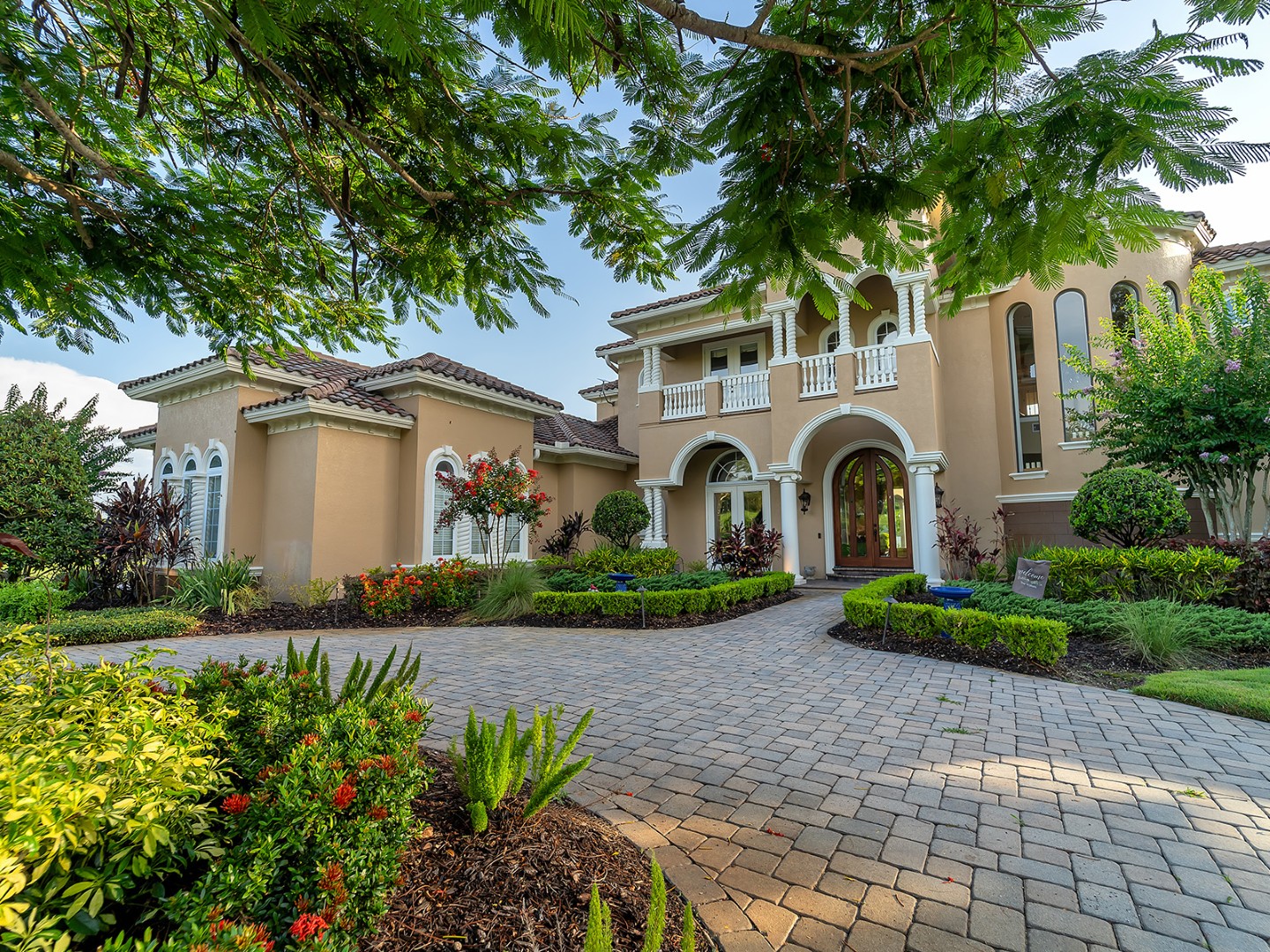 Thonotosassa, Florida, 33592, United States, 5 Bedrooms Bedrooms, ,6 BathroomsBathrooms,Residential,For Sale,1979751