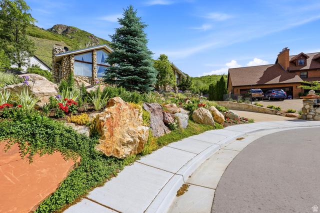 Cottonwood Heights, Utah, 84121, United States, 4 Bedrooms Bedrooms, ,4 BathroomsBathrooms,Residential,For Sale,2047949
