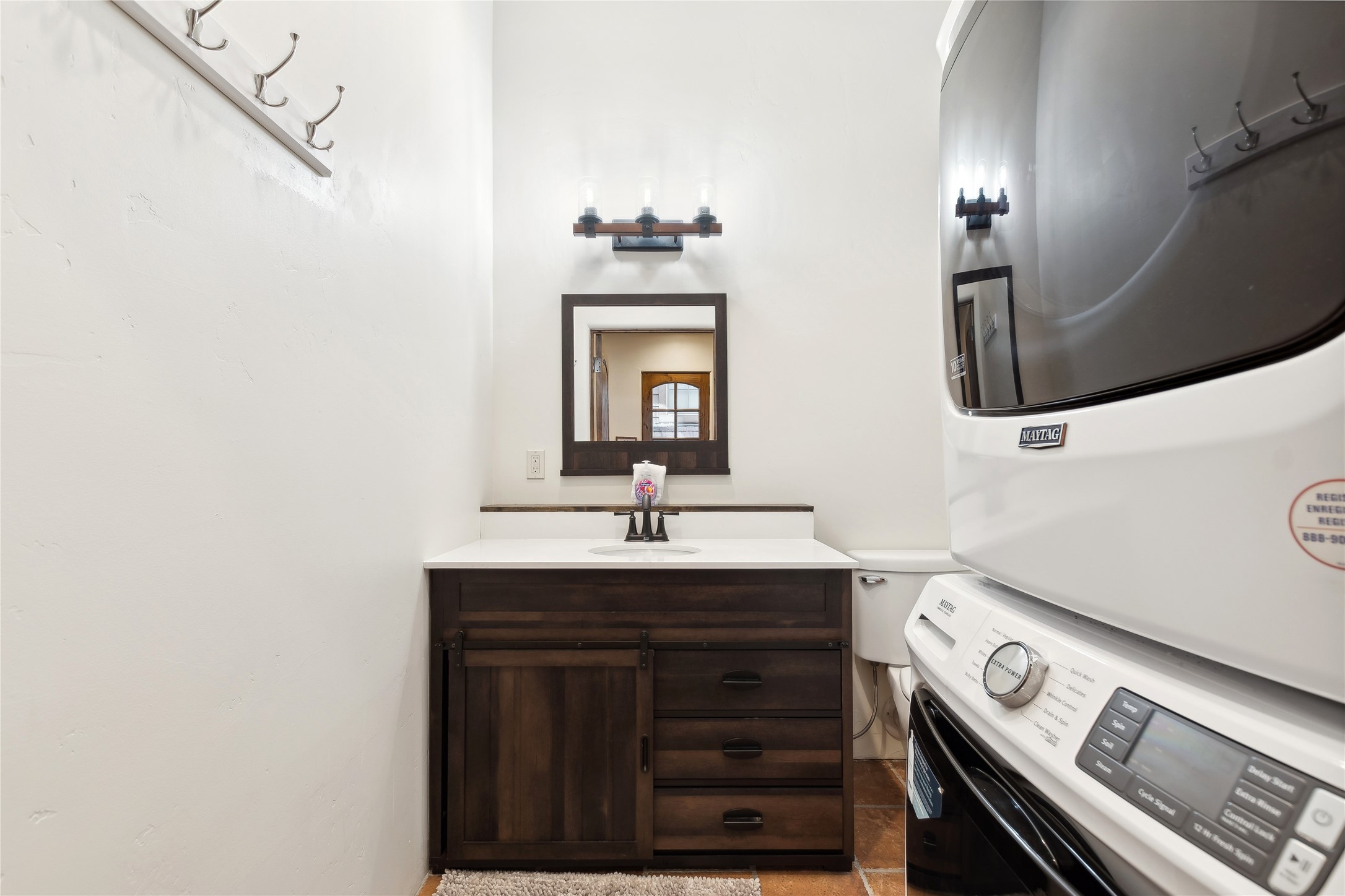  117 Slopeside Drive, Unit #8 - 物件實景