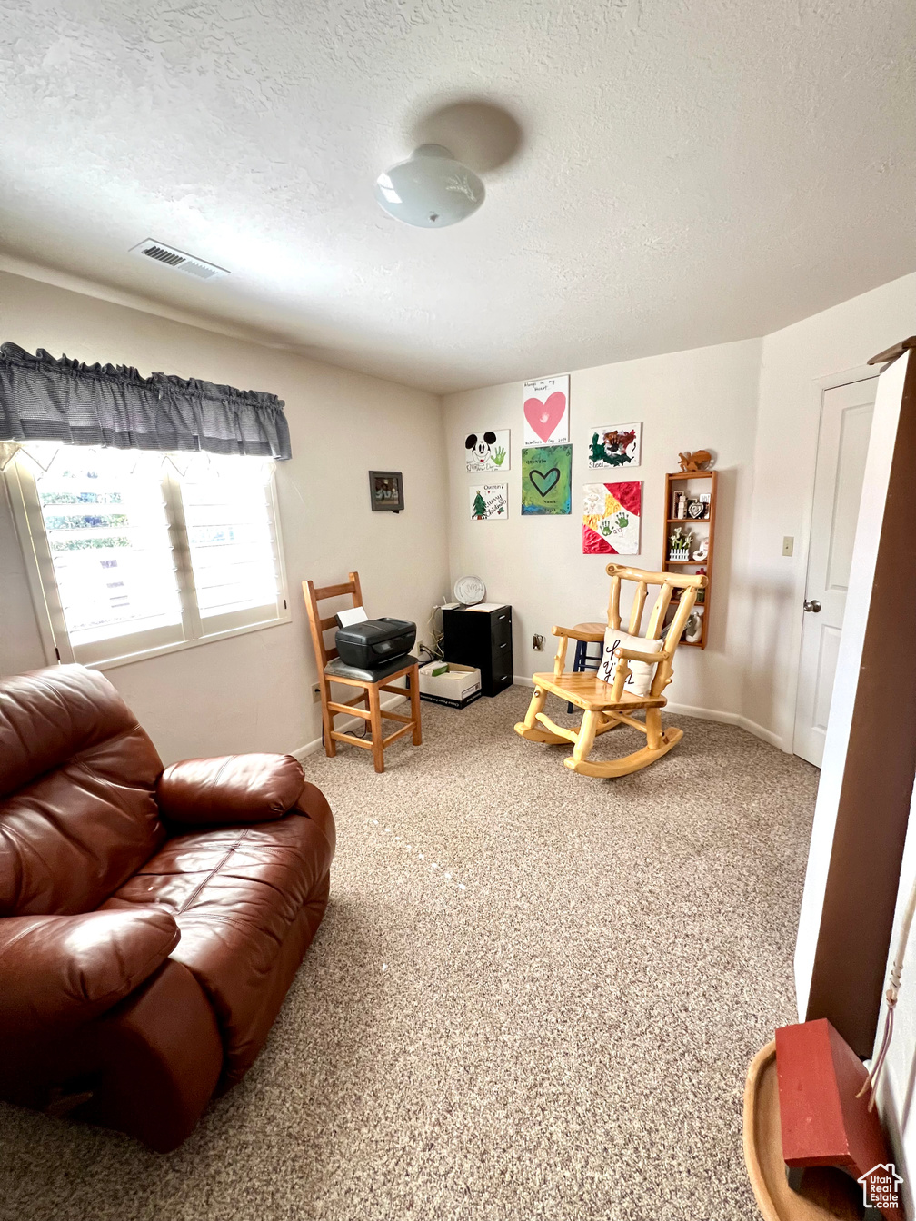 Richfield, Utah, 84701, United States, 5 Bedrooms Bedrooms, ,3 BathroomsBathrooms,Residential,For Sale,1761886