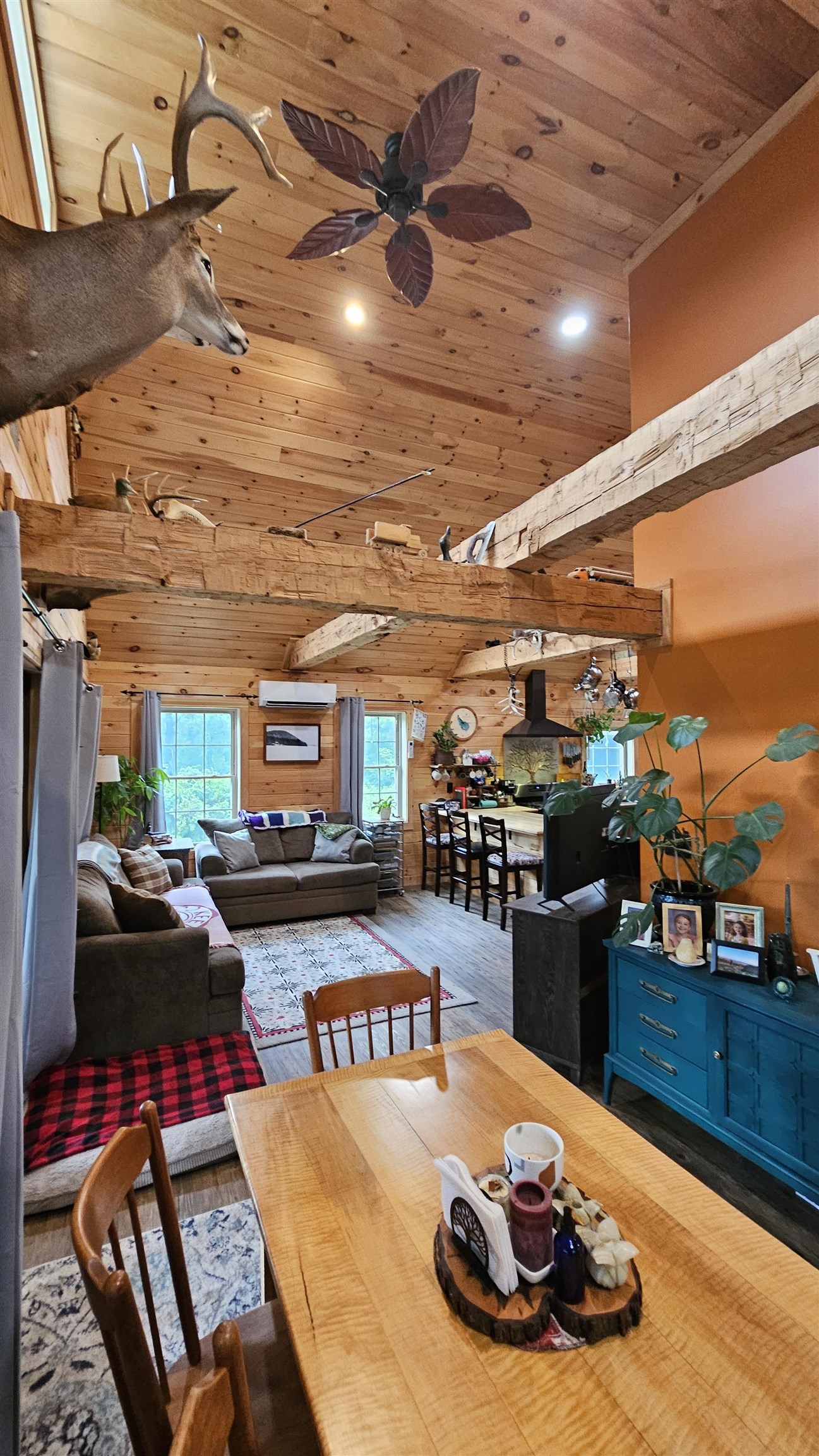 Bradford, New Hampshire, 03221, United States, 3 Bedrooms Bedrooms, ,2 BathroomsBathrooms,Residential,For Sale,1903604