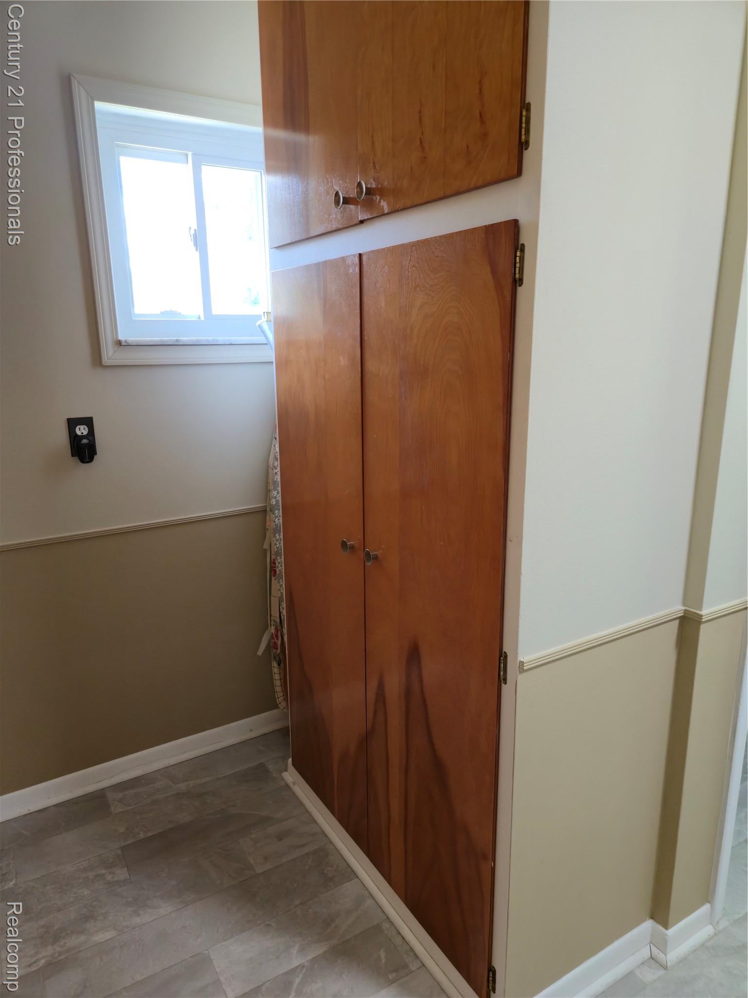 RochesterHills, Michigan, 48309, United States, 3 Bedrooms Bedrooms, ,3 BathroomsBathrooms,Residential,For Sale,1973960