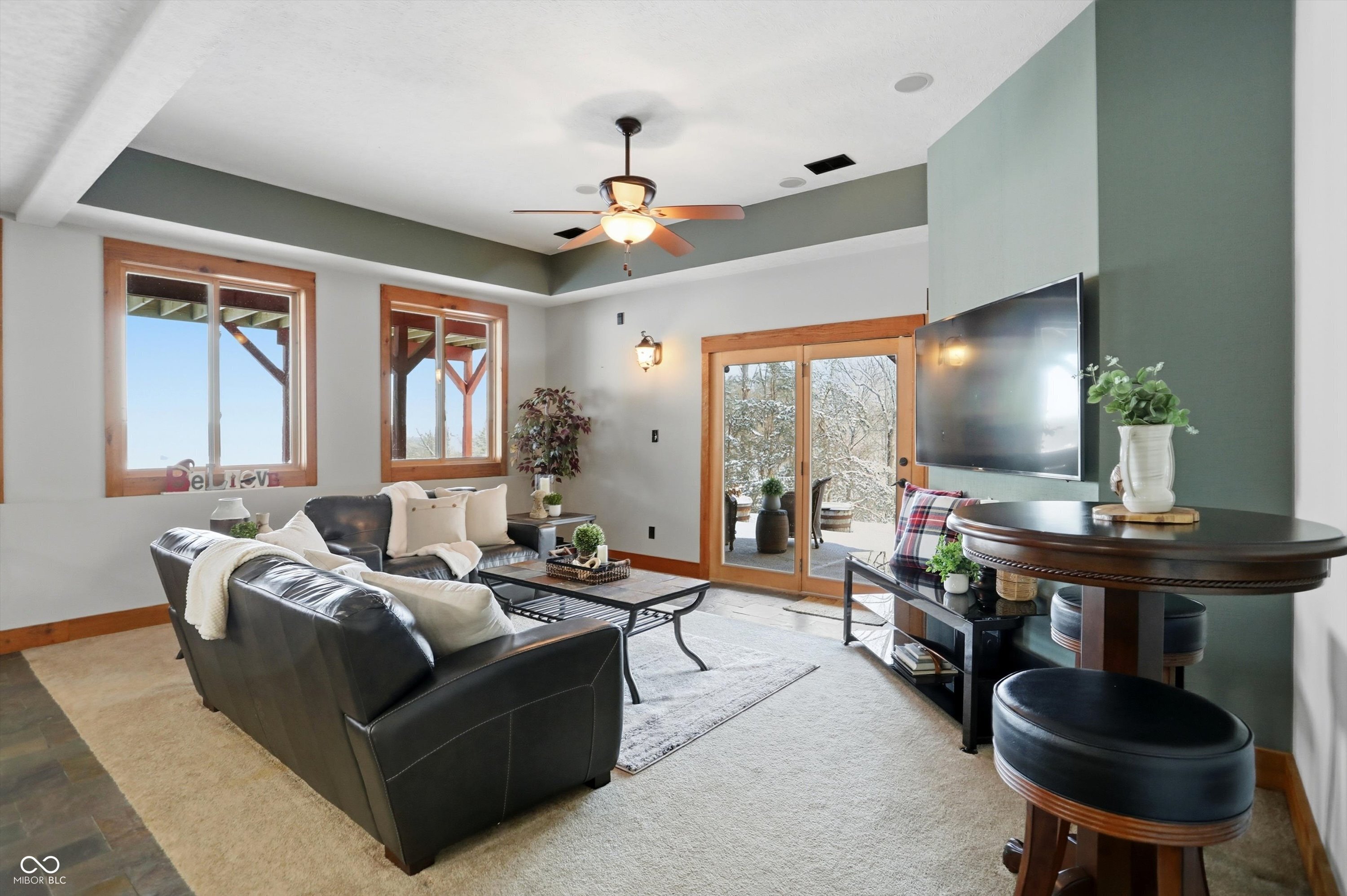 Unionville, Indiana, 47468, United States, 5 Bedrooms Bedrooms, ,5 BathroomsBathrooms,Residential,For Sale,1975333