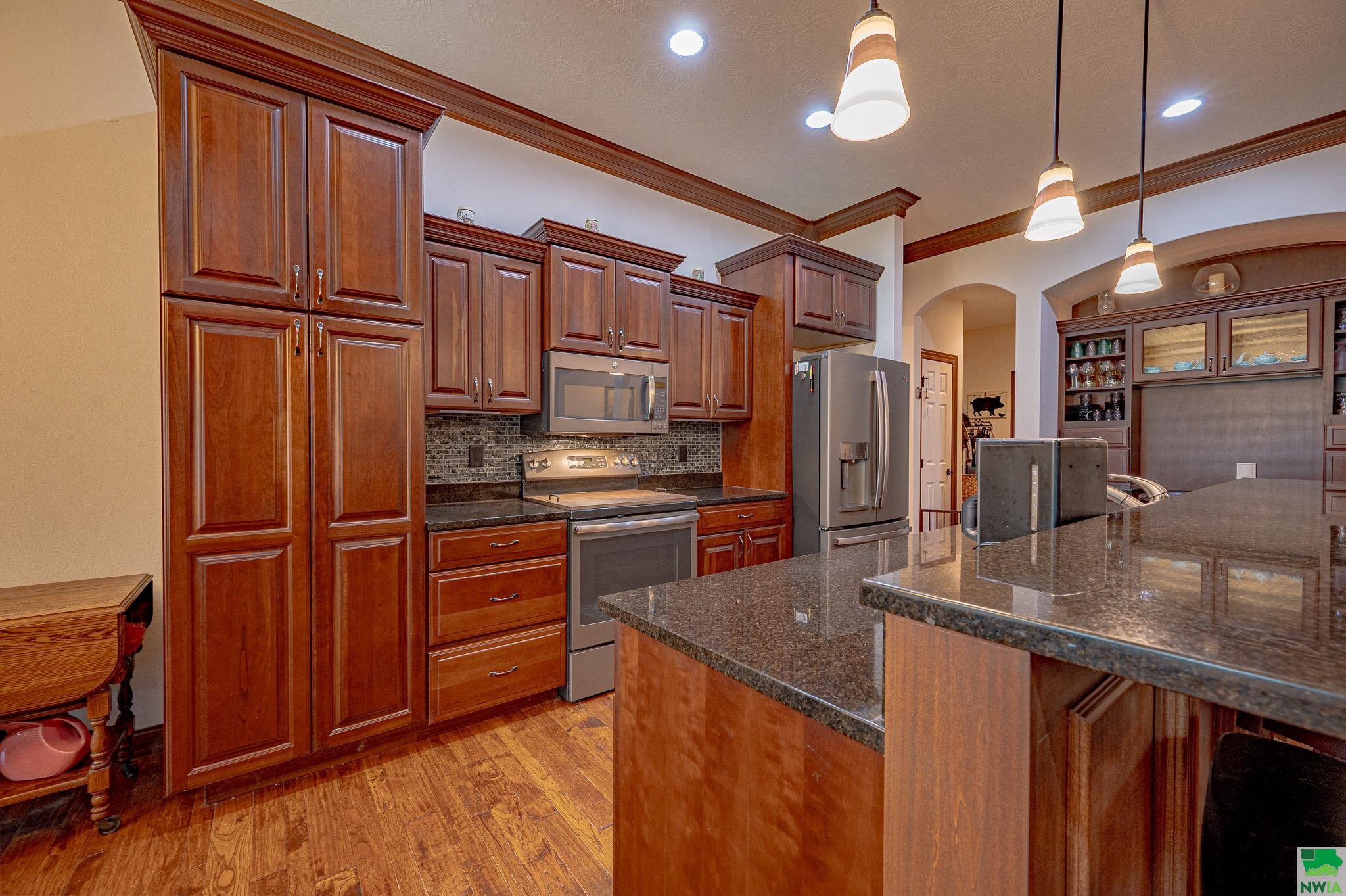 South Sioux City, Nebraska, 68776, United States, 4 Bedrooms Bedrooms, ,3 BathroomsBathrooms,Residential,For Sale,1973748