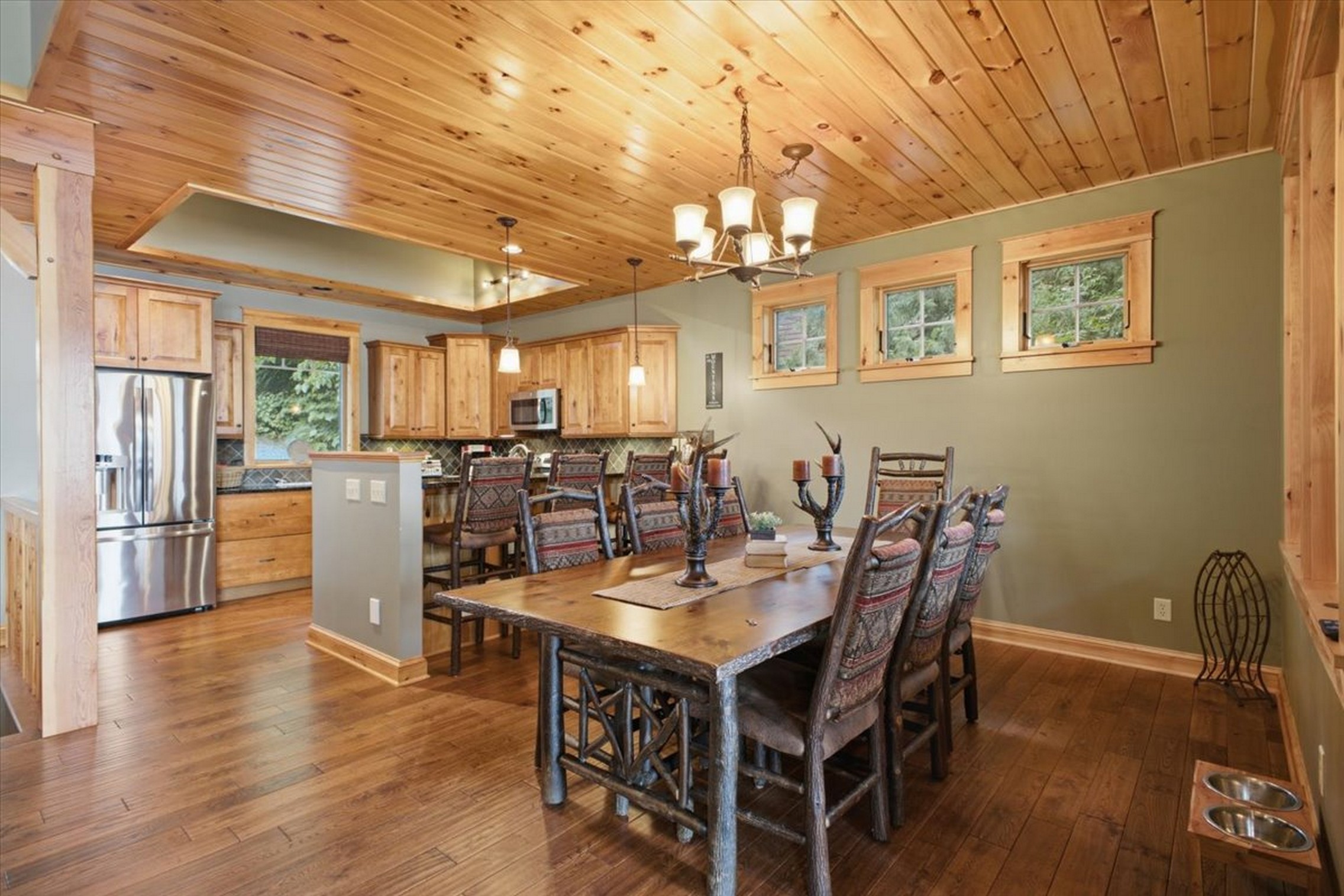  64 Pointe Drive, Schroon Lake, NY, 12870 - 物件實景