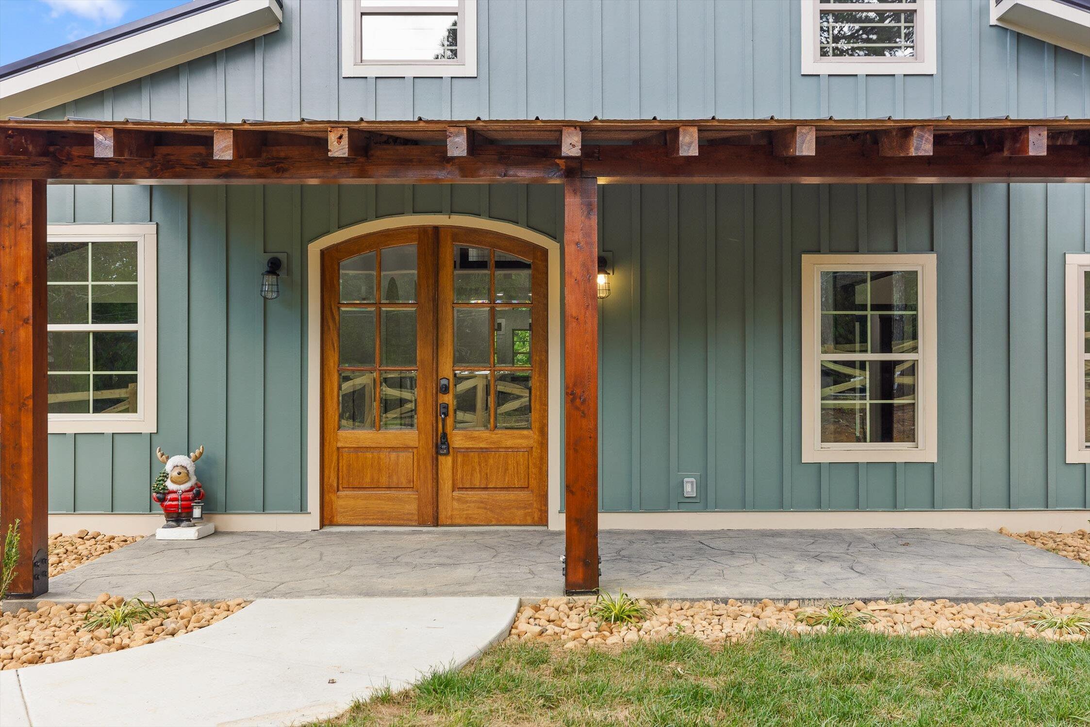 Higdon, Alabama, 35979, United States, 3 Bedrooms Bedrooms, ,2 BathroomsBathrooms,Residential,For Sale,1983057