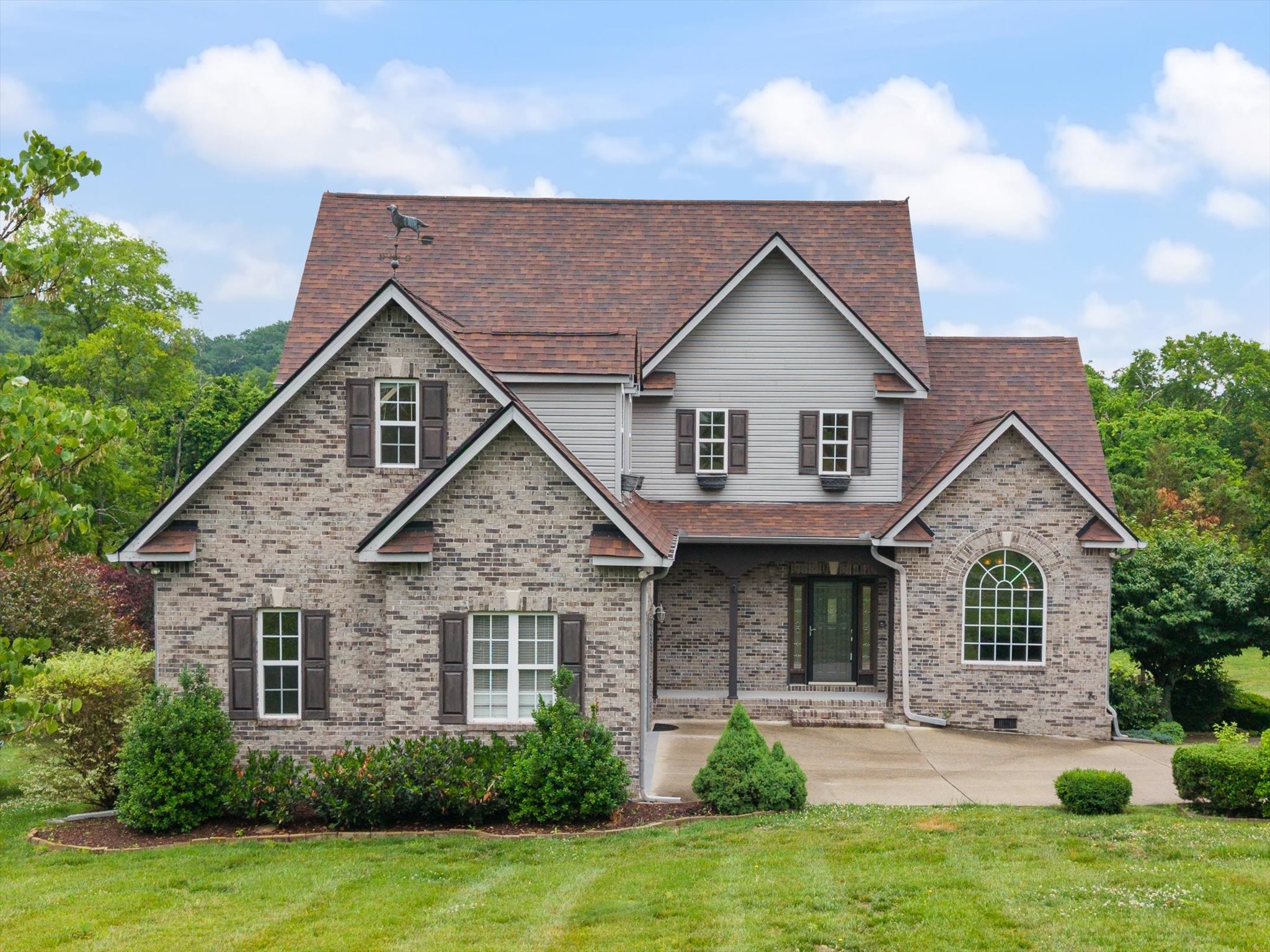  2216 Twin Peaks Ct, Spring Hill, TN, 37174 - 物件實景