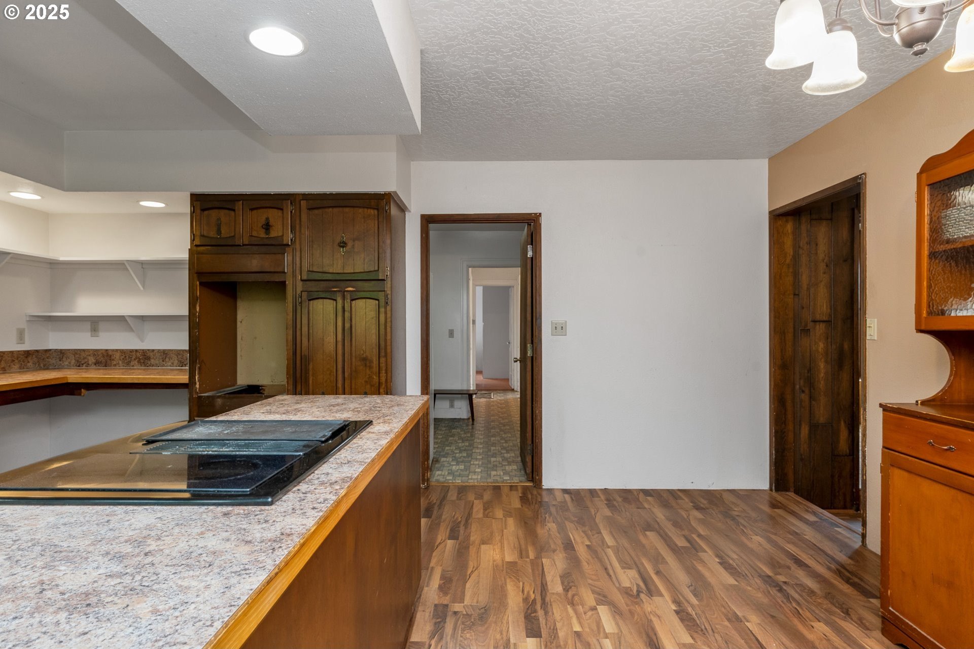 Nehalem, Oregon, 97131, United States, 5 Bedrooms Bedrooms, ,3 BathroomsBathrooms,Residential,For Sale,1847261