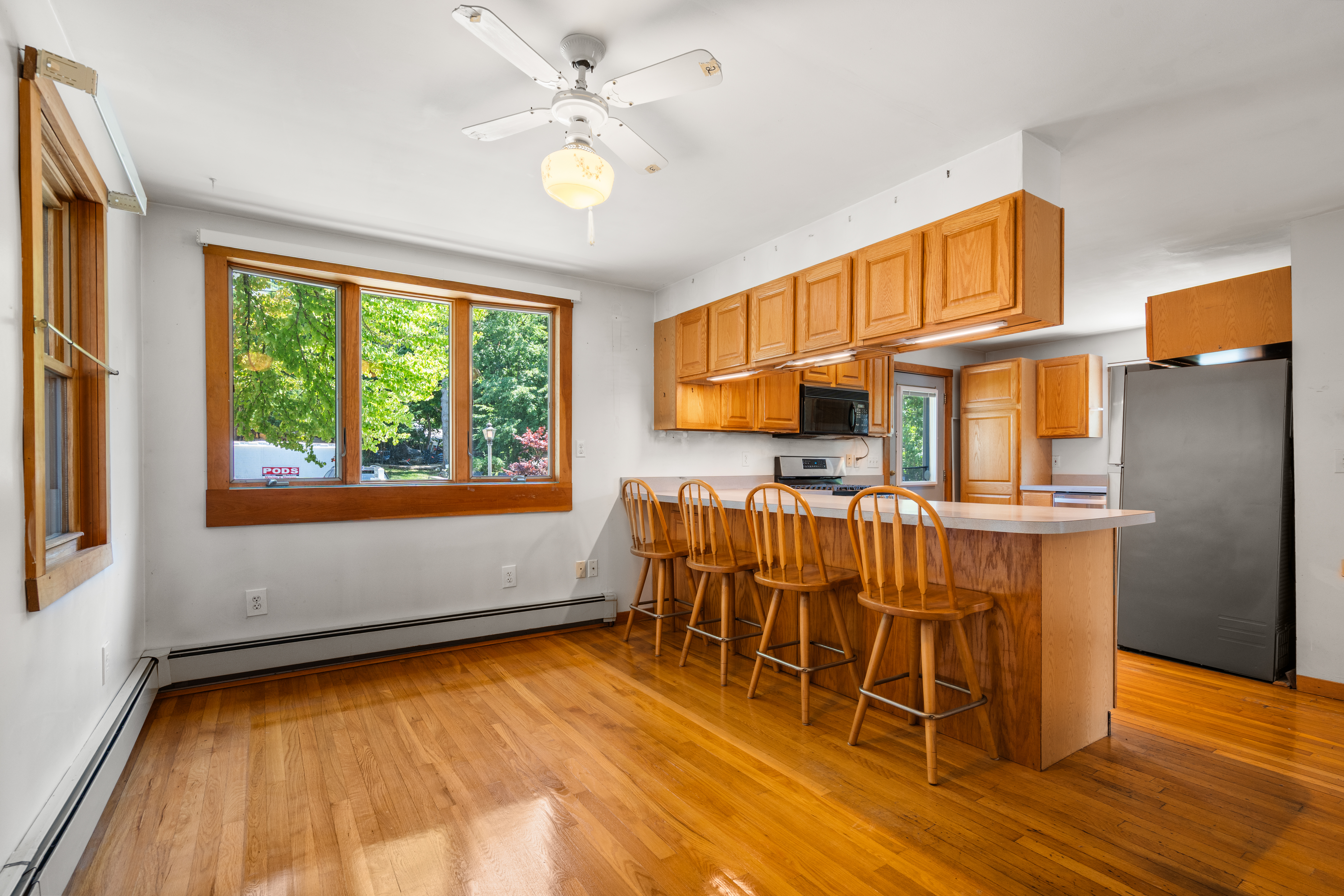  28 Pleasant St, Rockport, MA, 01966 - 物件實景