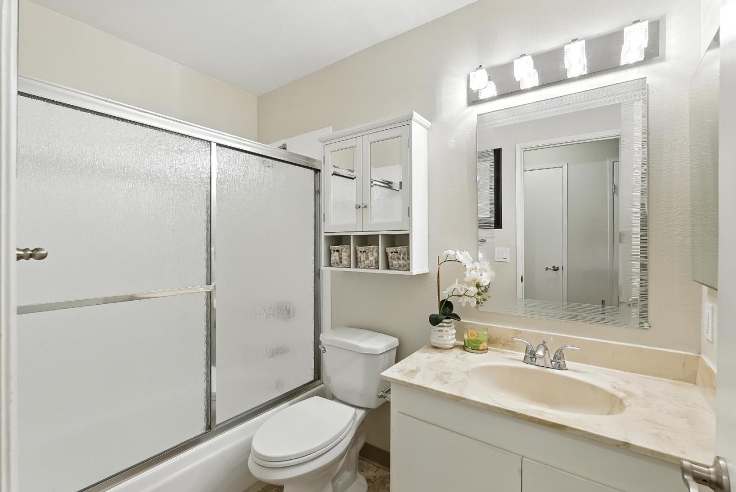 San Jose, California, 95123, United States, 2 Bedrooms Bedrooms, ,3 BathroomsBathrooms,Residential,For Sale,1903662