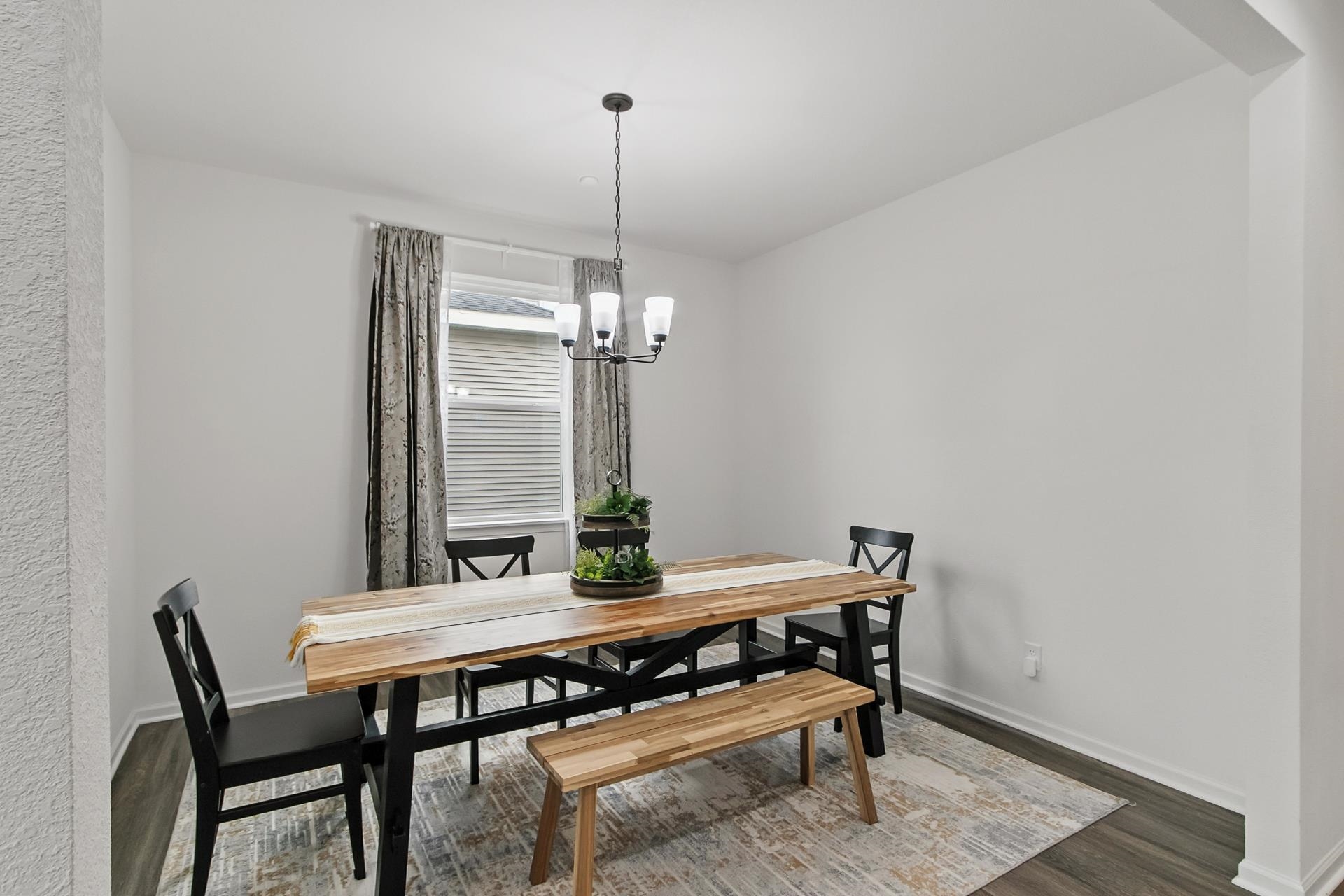 DeForest, Wisconsin, 53532, United States, 4 Bedrooms Bedrooms, ,4 BathroomsBathrooms,Residential,For Sale,1913237