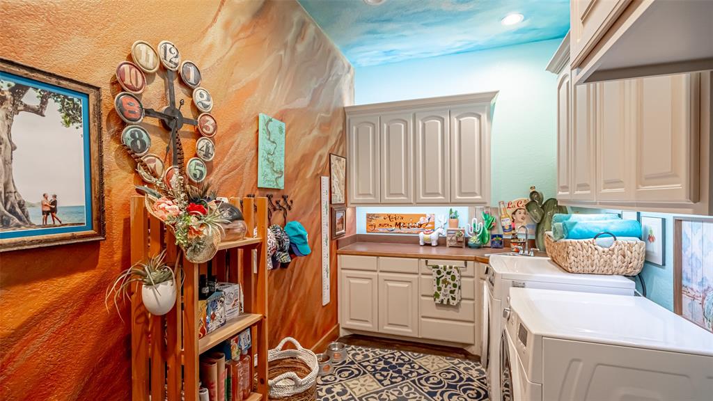 Lipan, Texas, 76462, United States, 4 Bedrooms Bedrooms, ,4 BathroomsBathrooms,Residential,For Sale,1916142