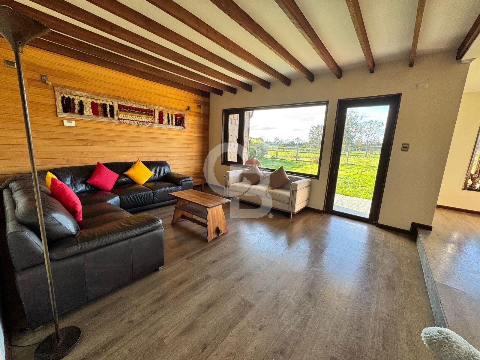 Puerto Varas, Chile, 5 Bedrooms Bedrooms, ,5 BathroomsBathrooms,Residential,For Sale,1972993