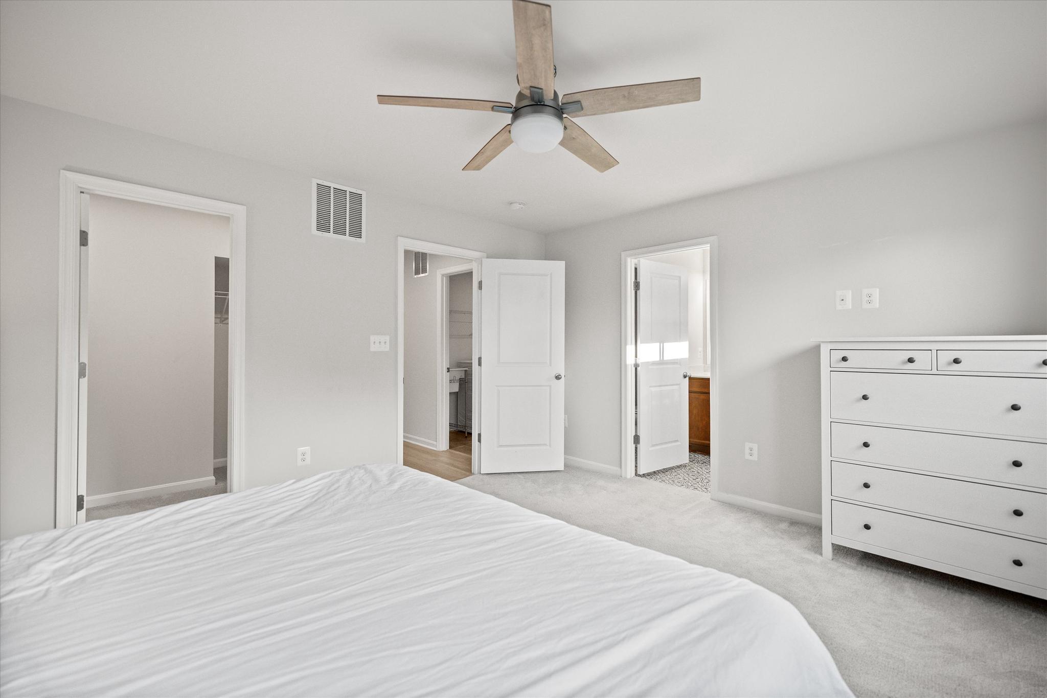  18218 Summit Pointe Drive, Triangle, VA, 22172 - 物件實景