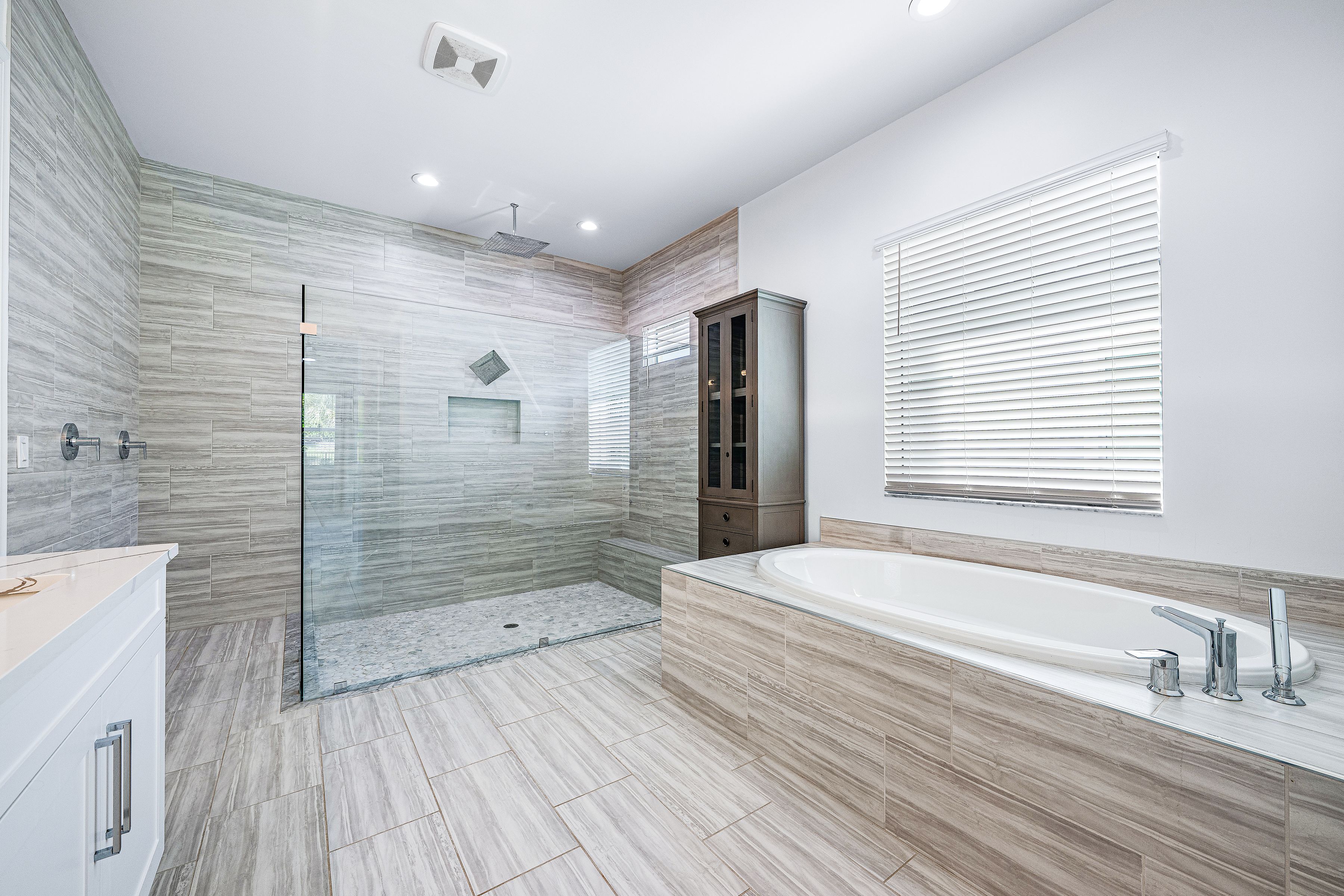  9224 Crestview Circle - 物件實景