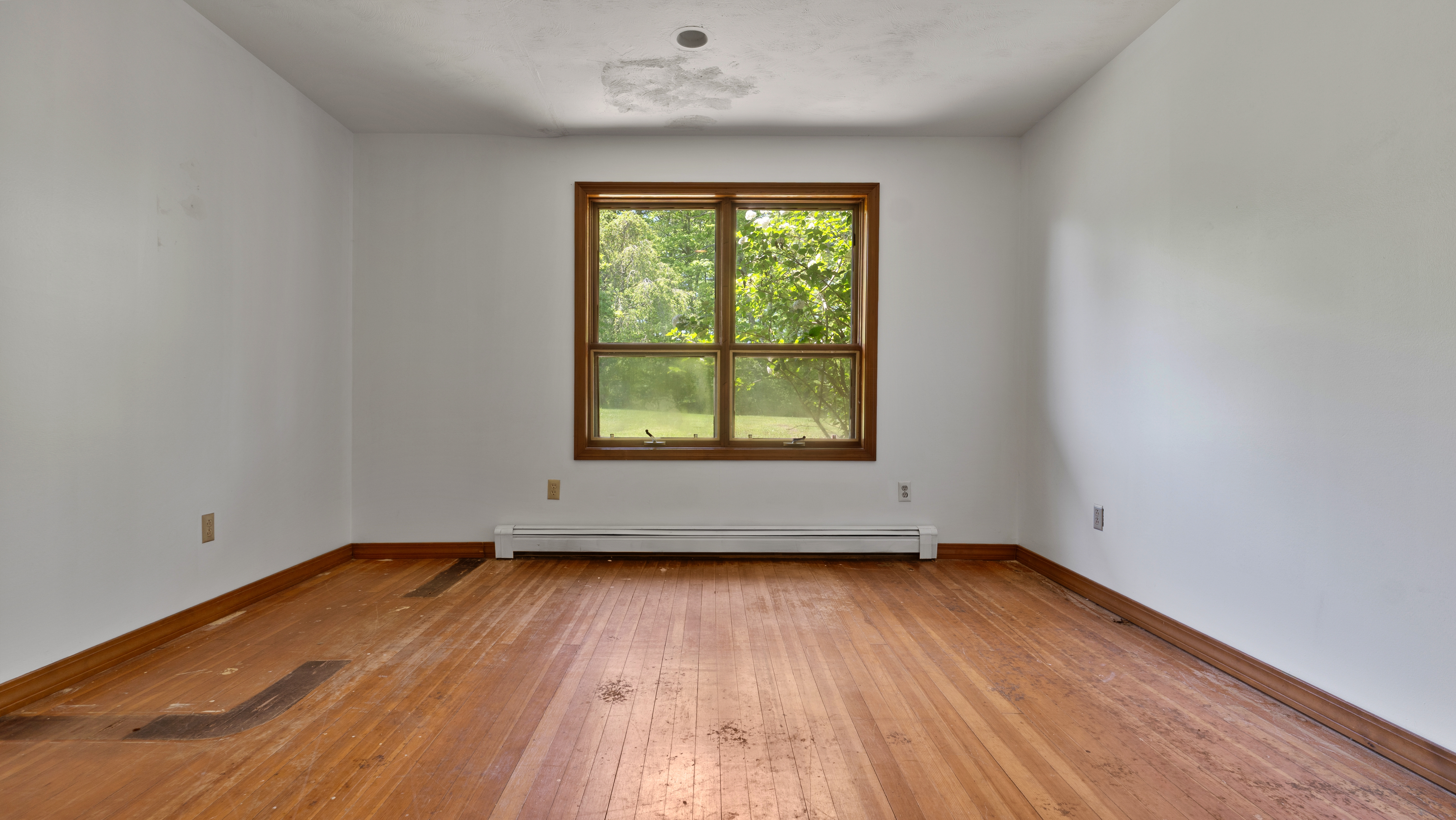  Just One Mile From the Heart of Lenox, Nearly 36 Acres Await Your Next Chapter - 物件實景