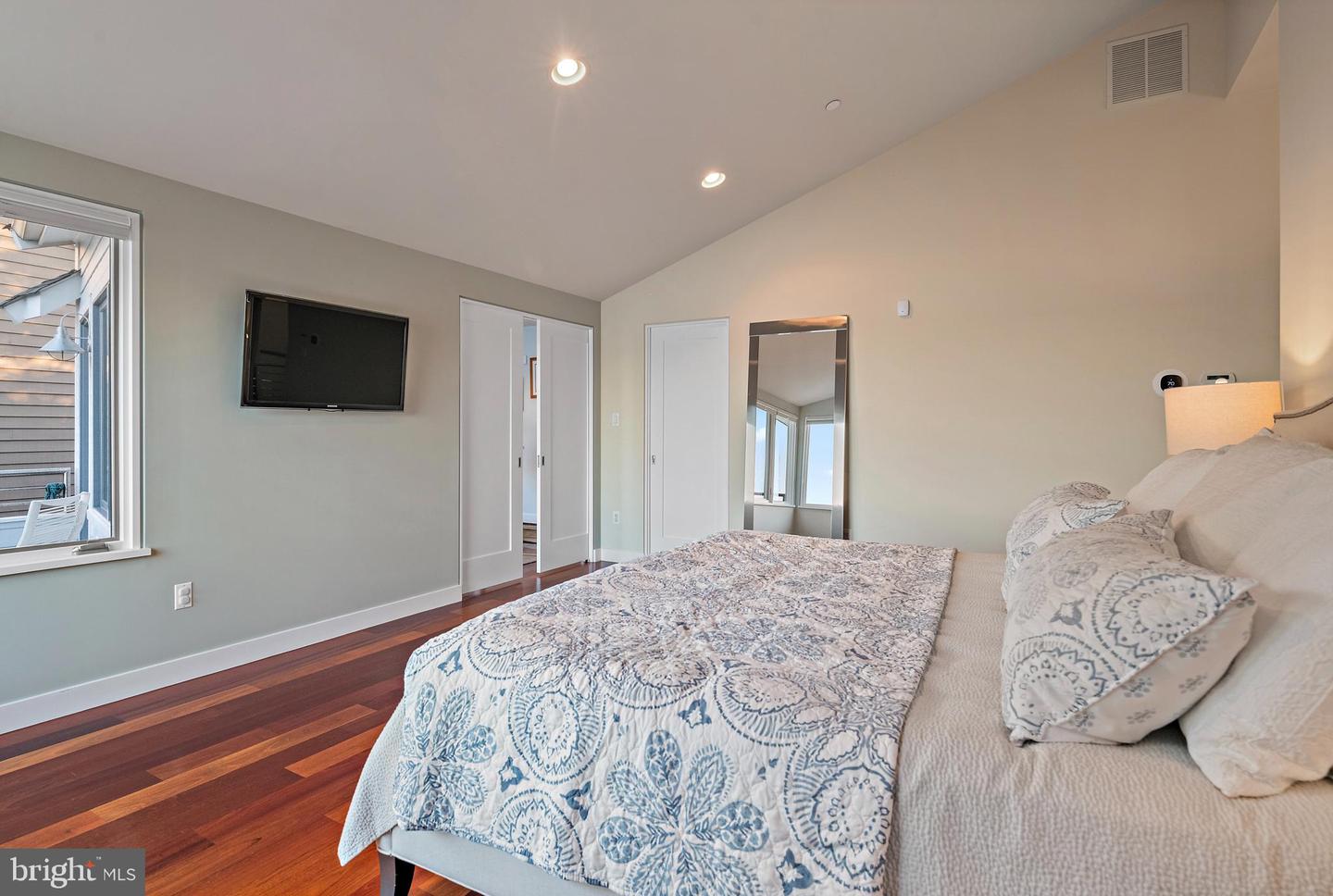 Annapolis, Maryland, 21403, United States, 4 Bedrooms Bedrooms, ,3 BathroomsBathrooms,Residential,For Sale,1950793