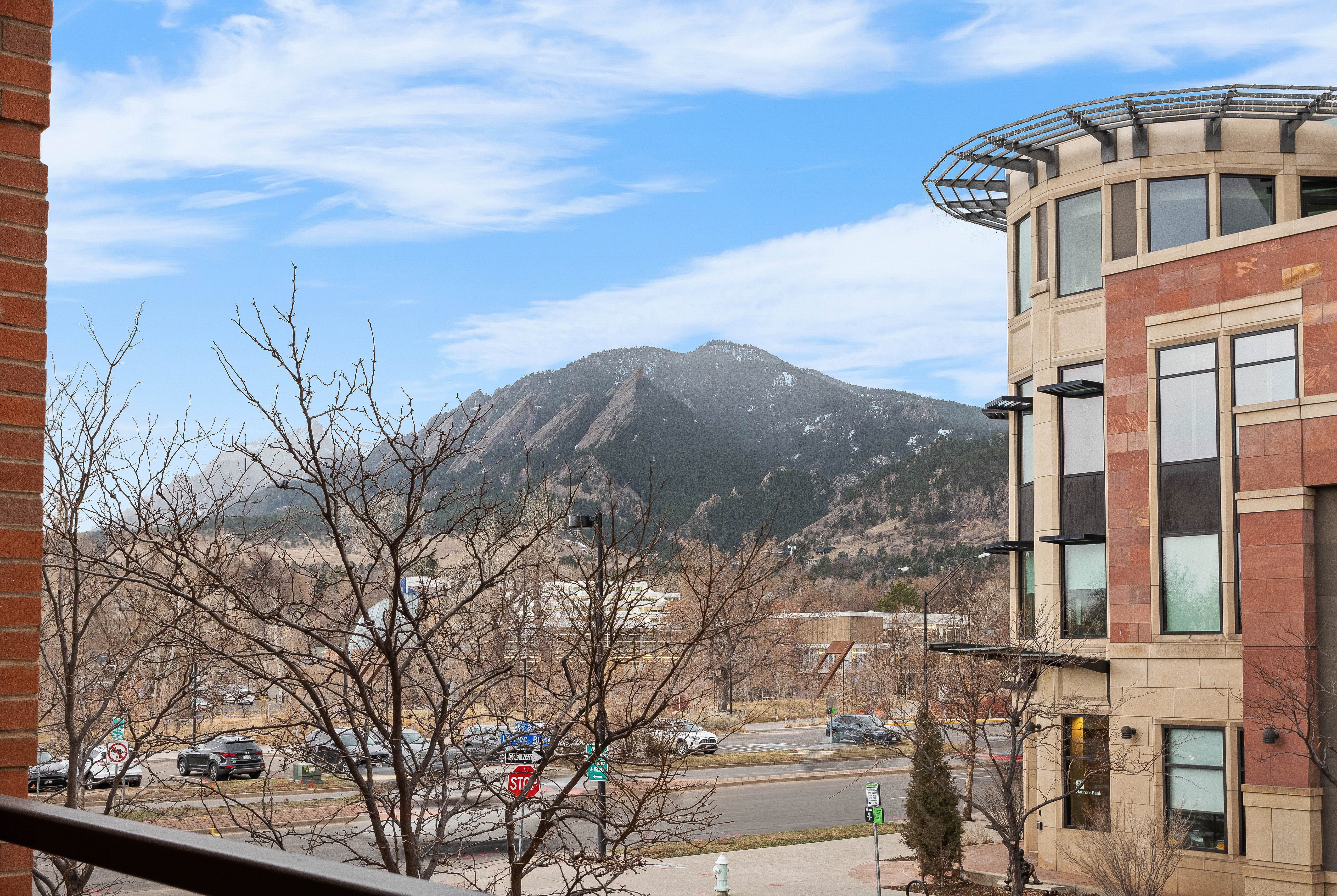  Boulder Living at it