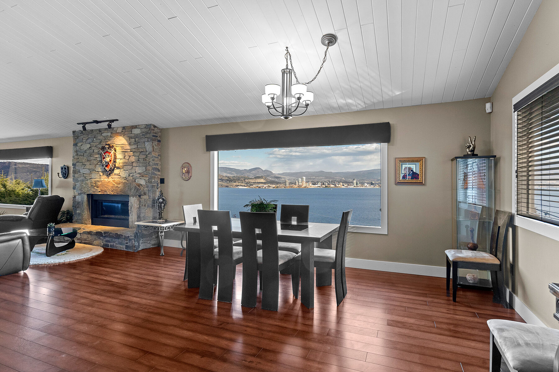  Timeless Design with a Pool - 物件實景